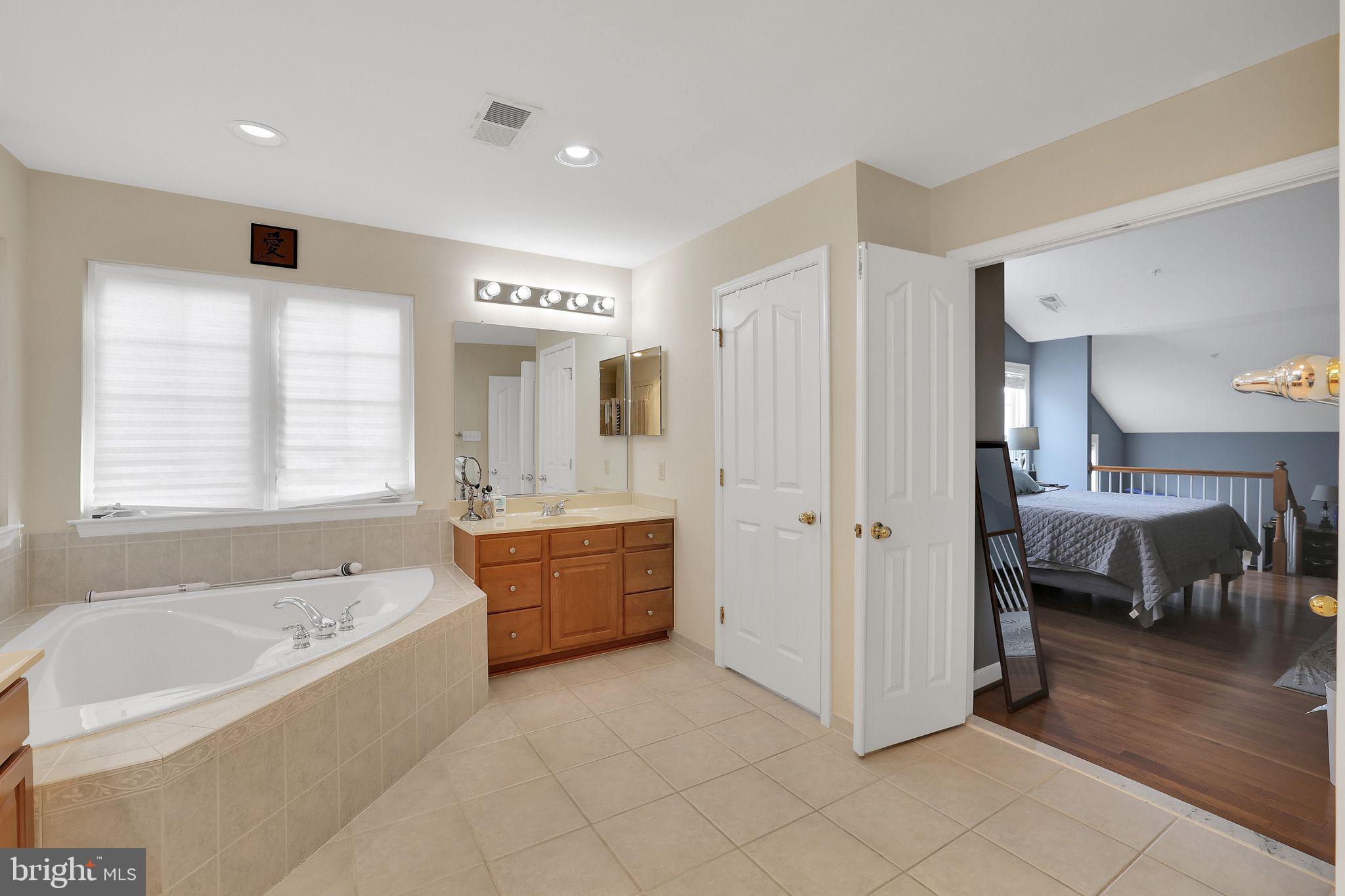 FAIRWOOD - Residential