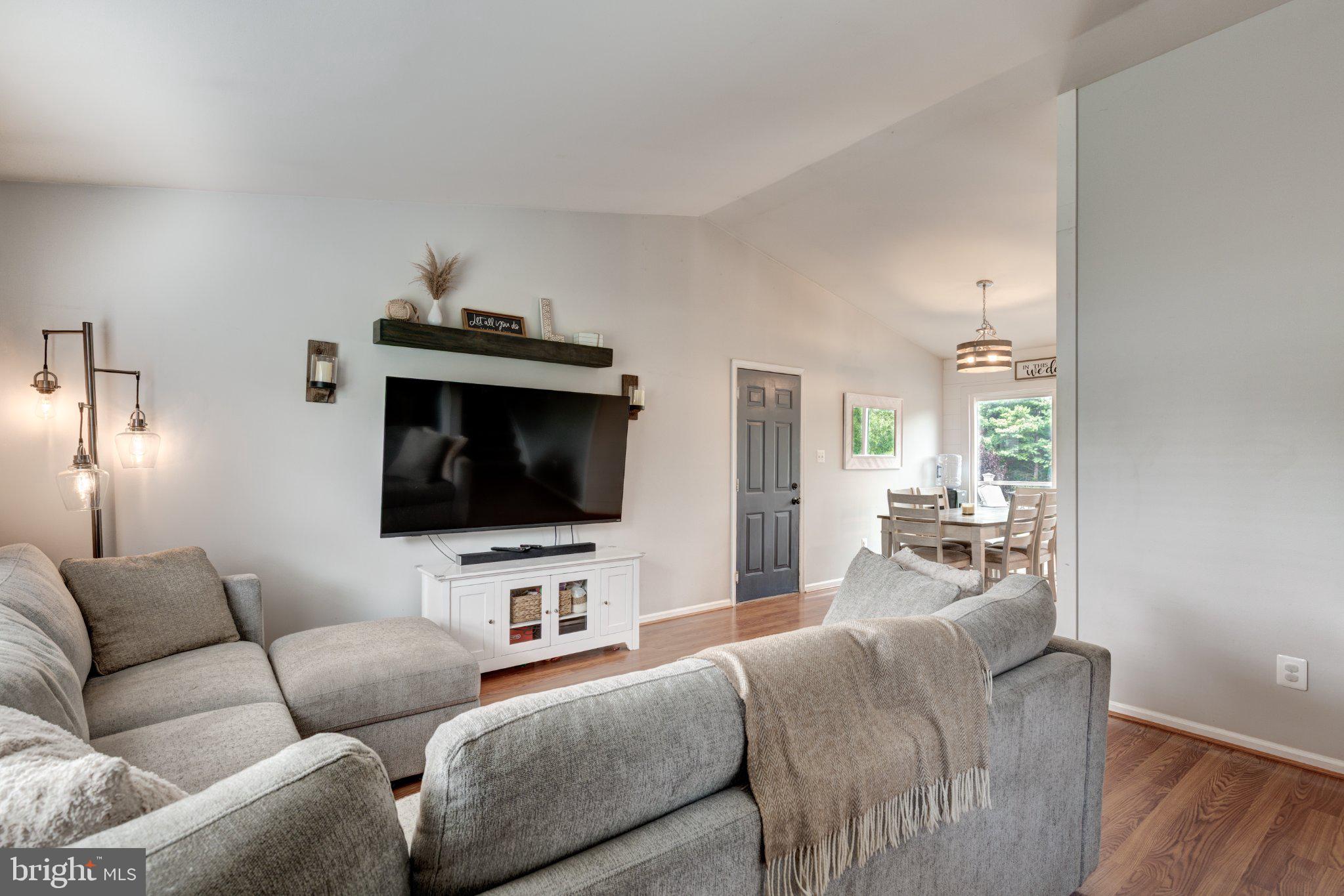 3874 YELLOWSTONE COURT 3874