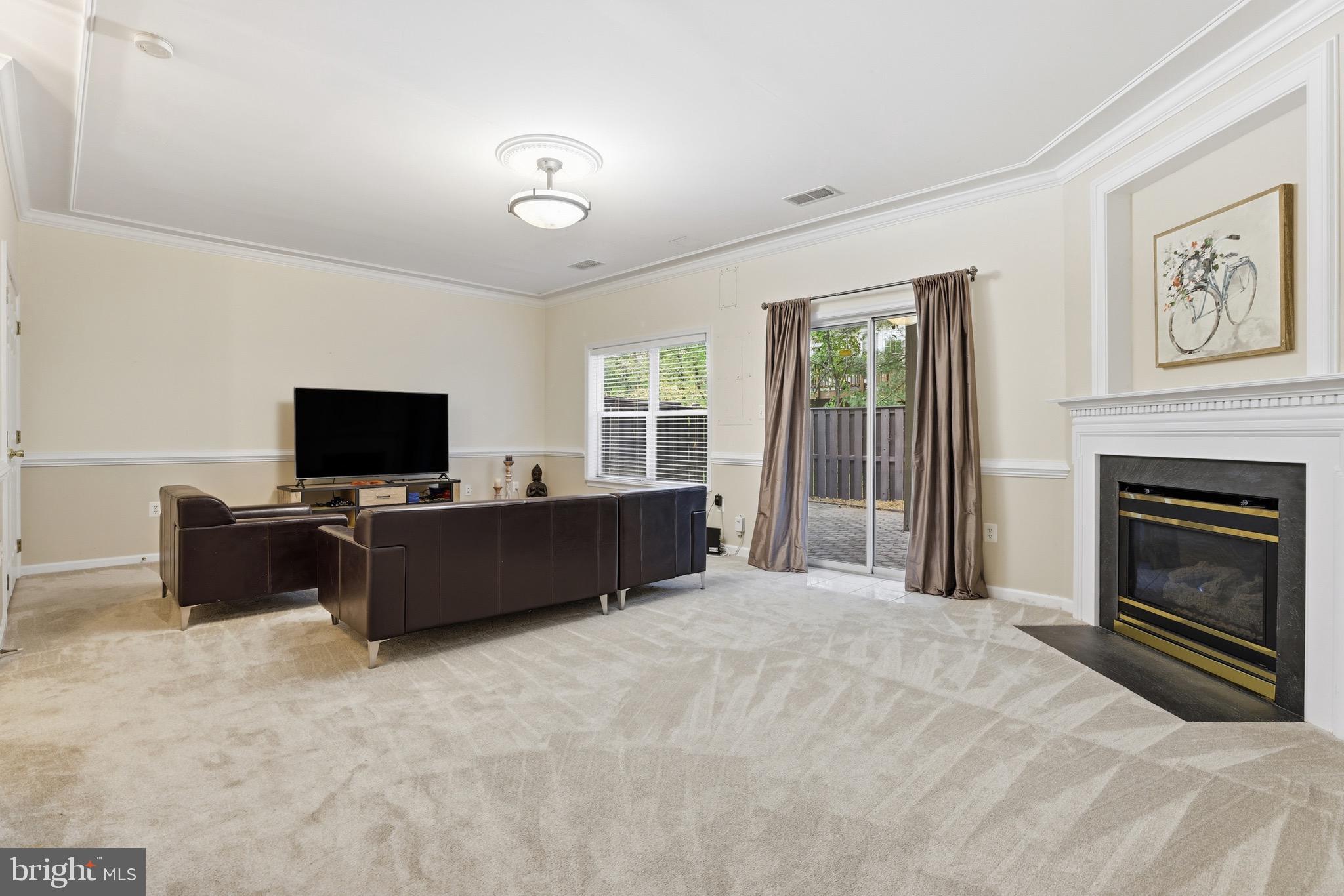 LOWES ISLAND/CASCADES - Residential Lease