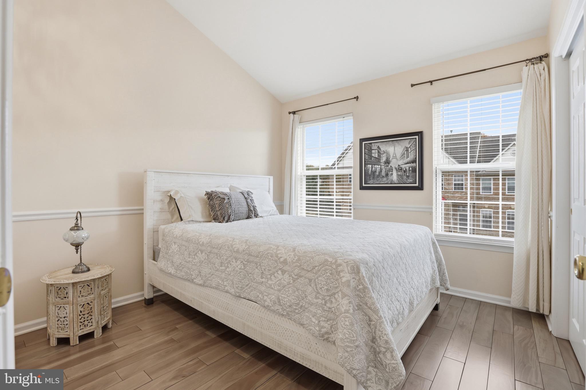 LOWES ISLAND/CASCADES - Residential Lease