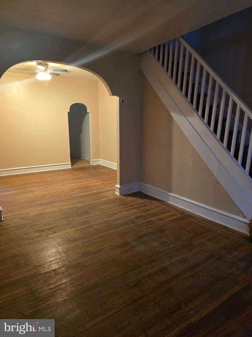 🏡 Beautiful 3-Bedroom Rowhouse in Allegheny West – Available Now!

Welcome to 3048 N 25th Street – a spacious and cozy 3-bedroom, 1-bathroom home located on a quiet, well-kept block in the heart of Allegheny West. This charming townhouse is perfect for anyone looking for comfort, convenience, and a place to call home.

Step inside and enjoy a bright living space with plenty of room to relax or entertain. Upstairs, you'll find three generously sized bedrooms, each with ample closet space to meet all your storage needs.
Out back, a small private yard offers the perfect spot for some fresh air, relaxation, or a little light gardening.

This home is move-in ready and waiting for its next tenant. Don’t miss out—schedule your showing today!