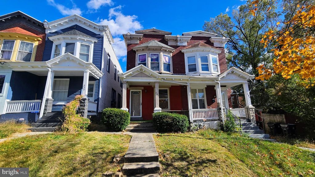 Photo of 229 S 19th Street, HARRISBURG, PA 17104 (MLS # PADA2051718)