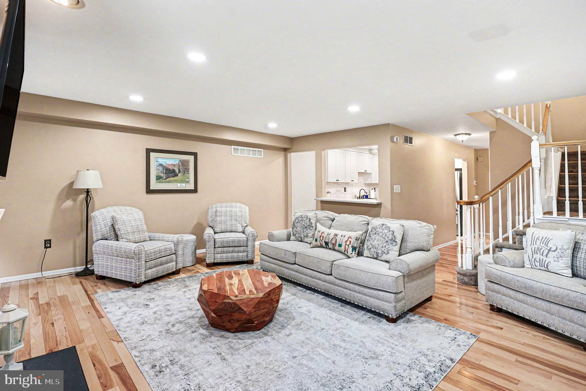 FOX RIDGE - Residential