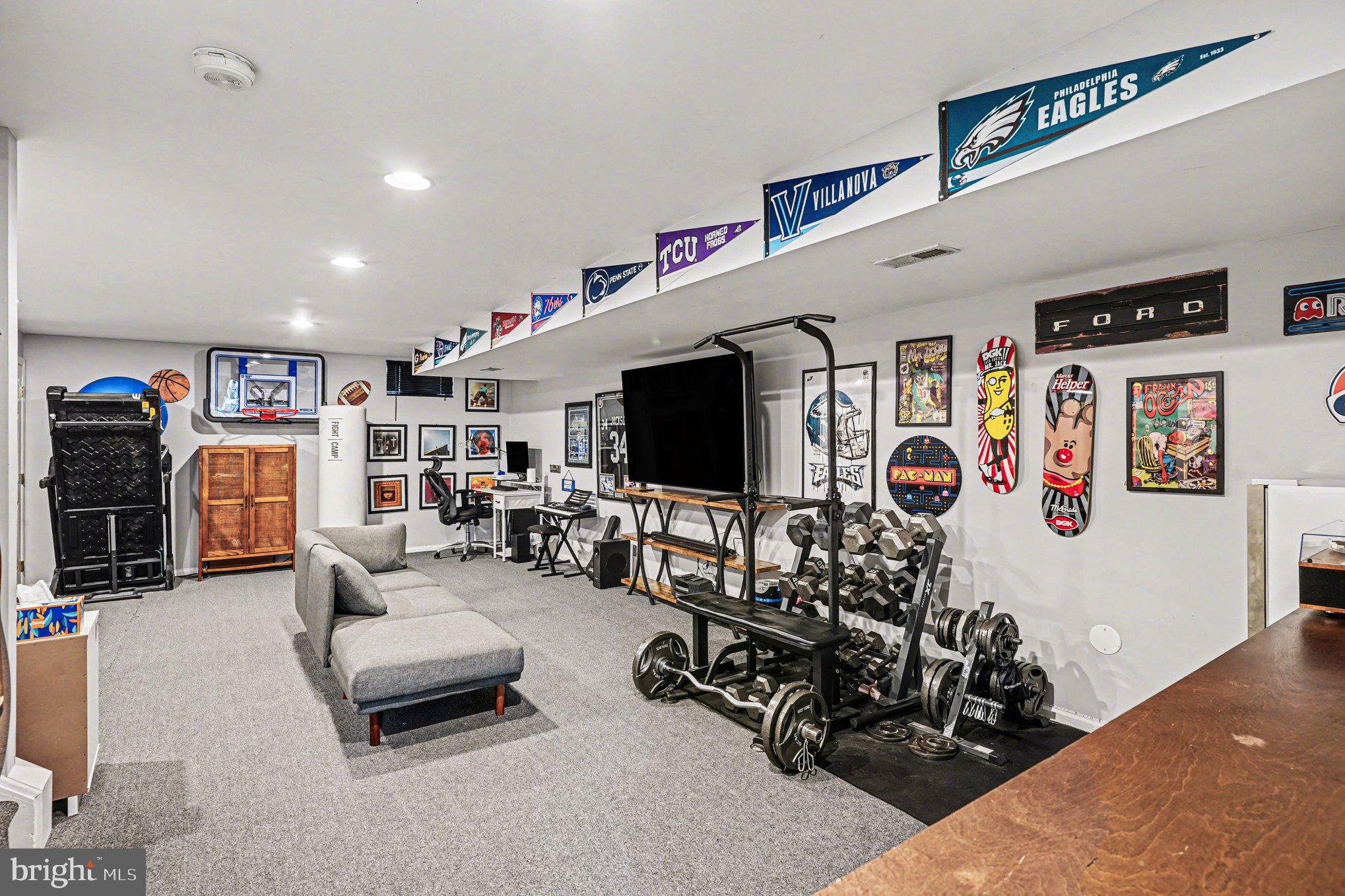 FOX RIDGE - Residential