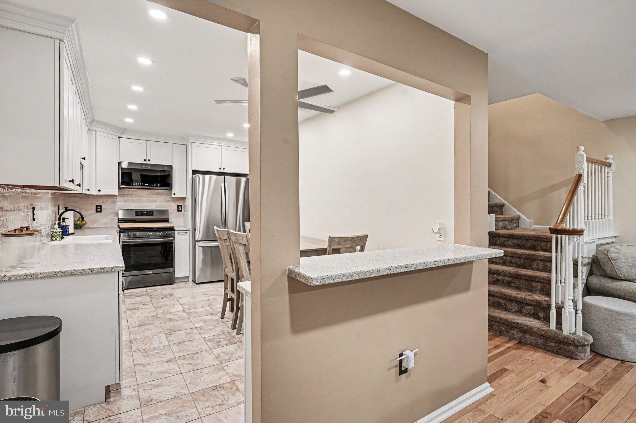 FOX RIDGE - Residential