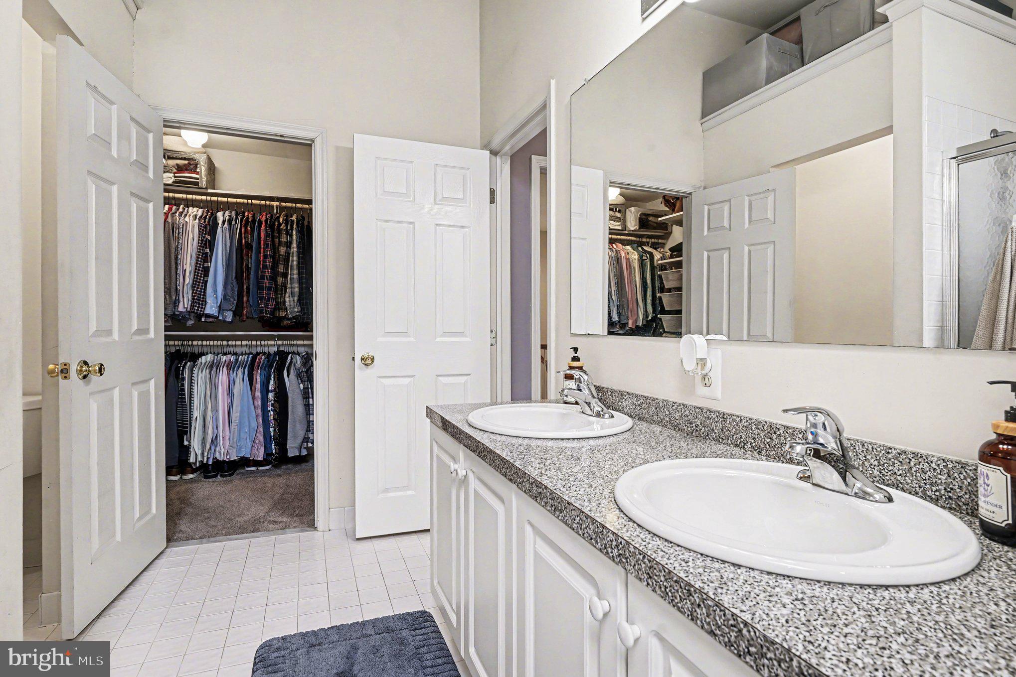 FOX RIDGE - Residential