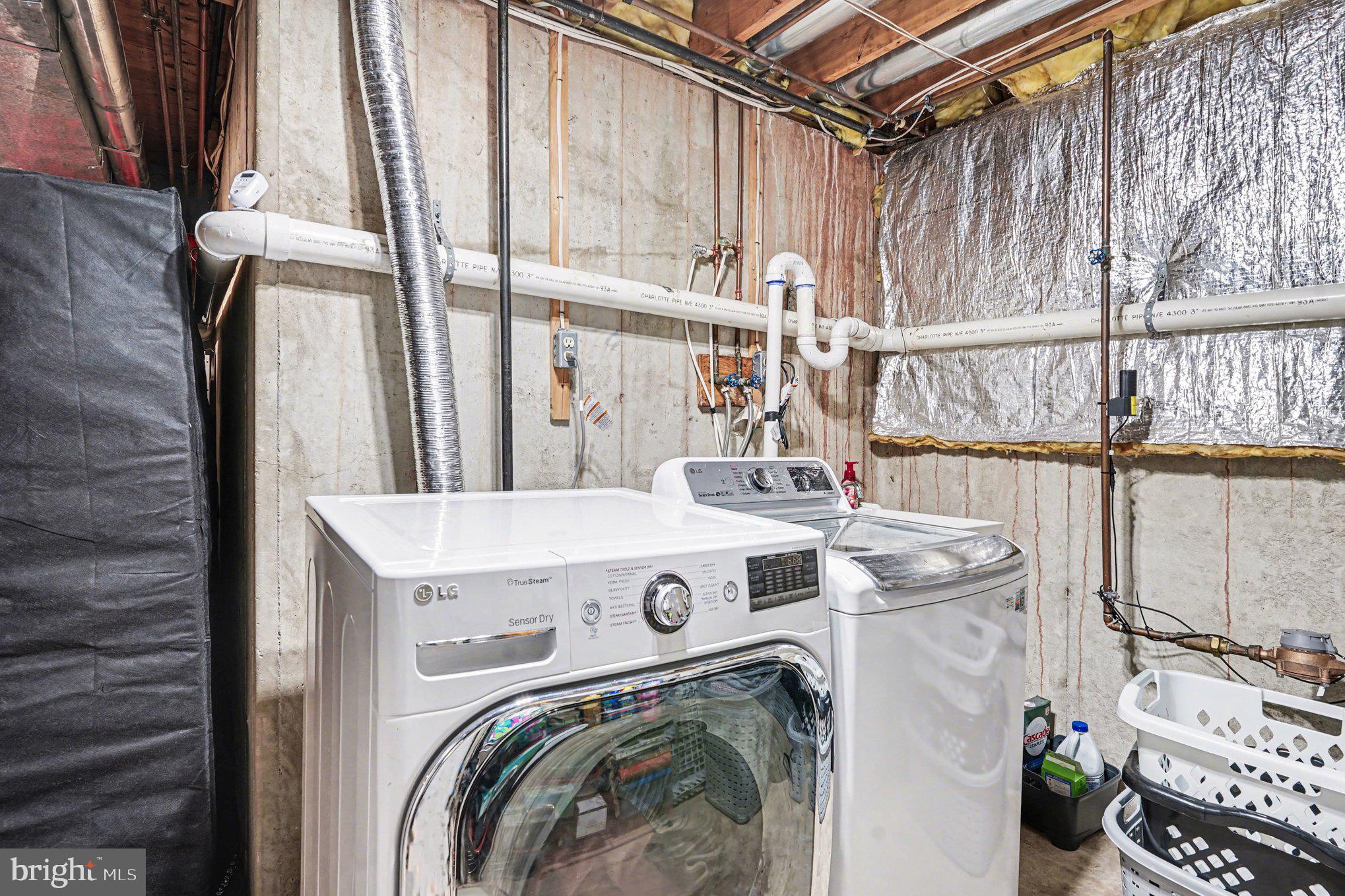 FOX RIDGE - Residential