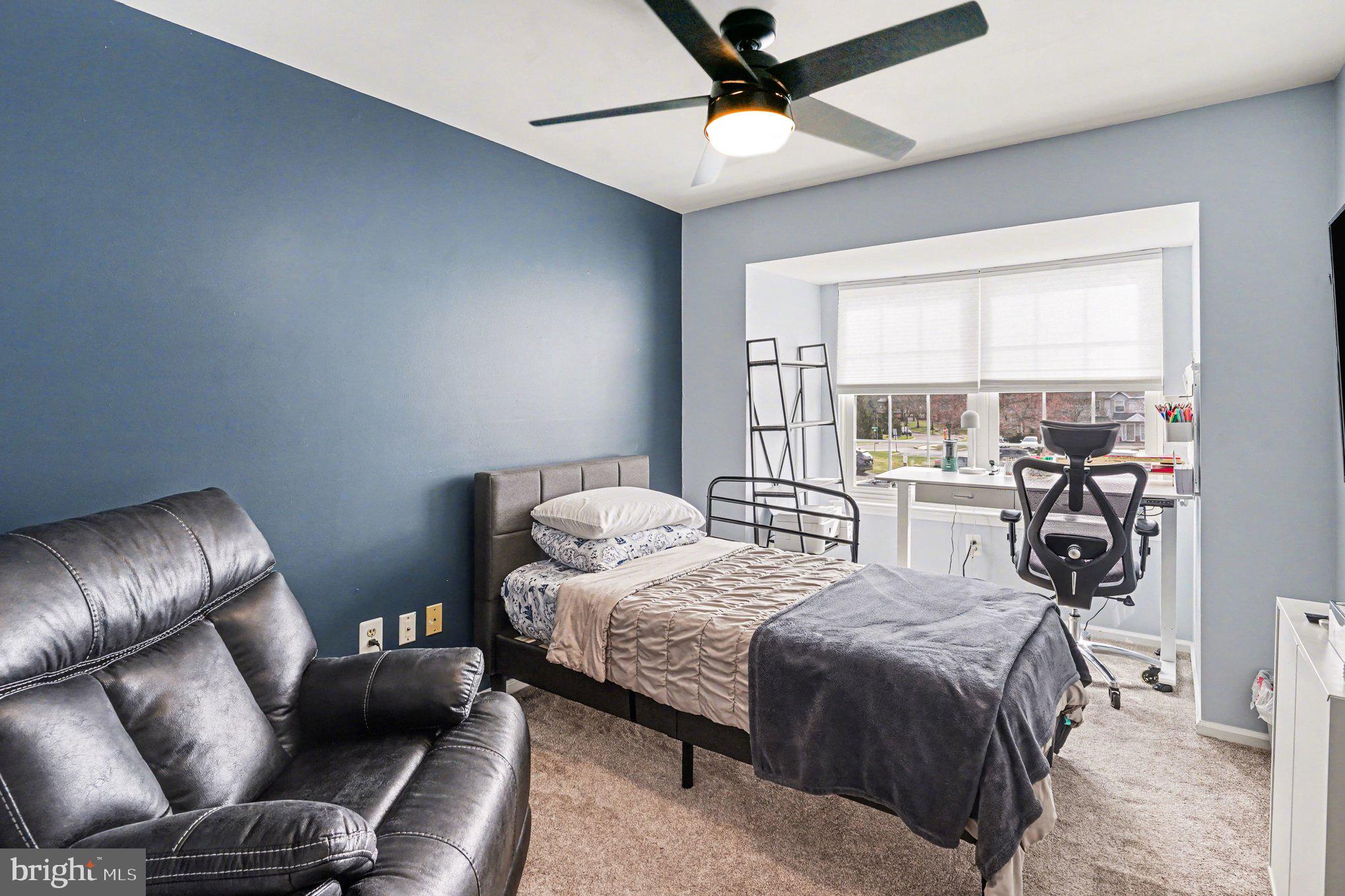 FOX RIDGE - Residential