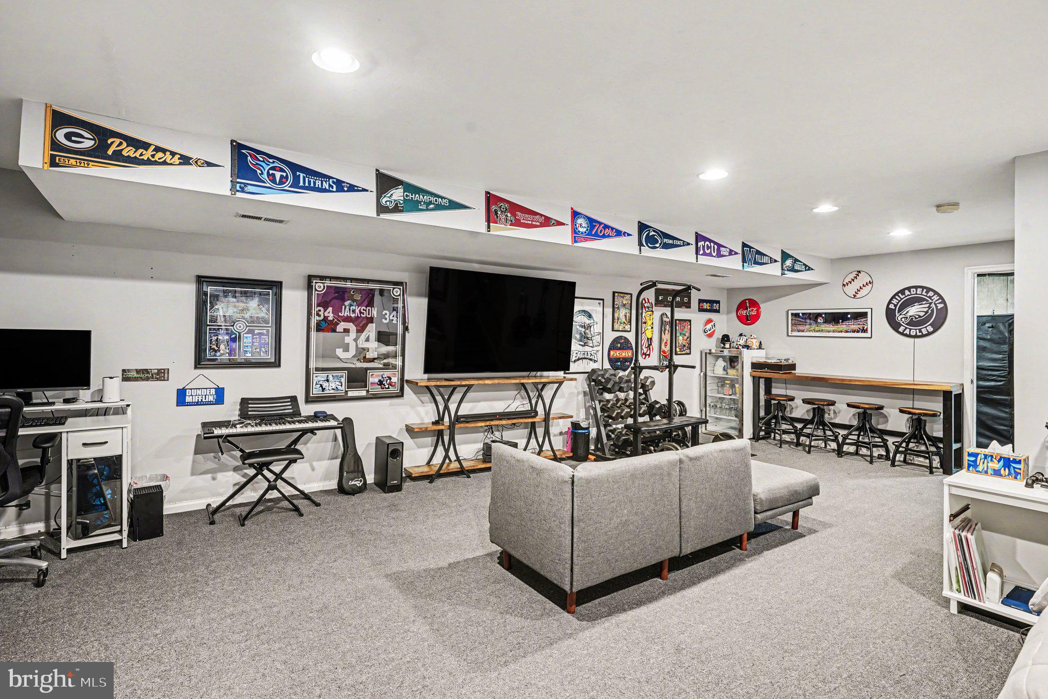 FOX RIDGE - Residential