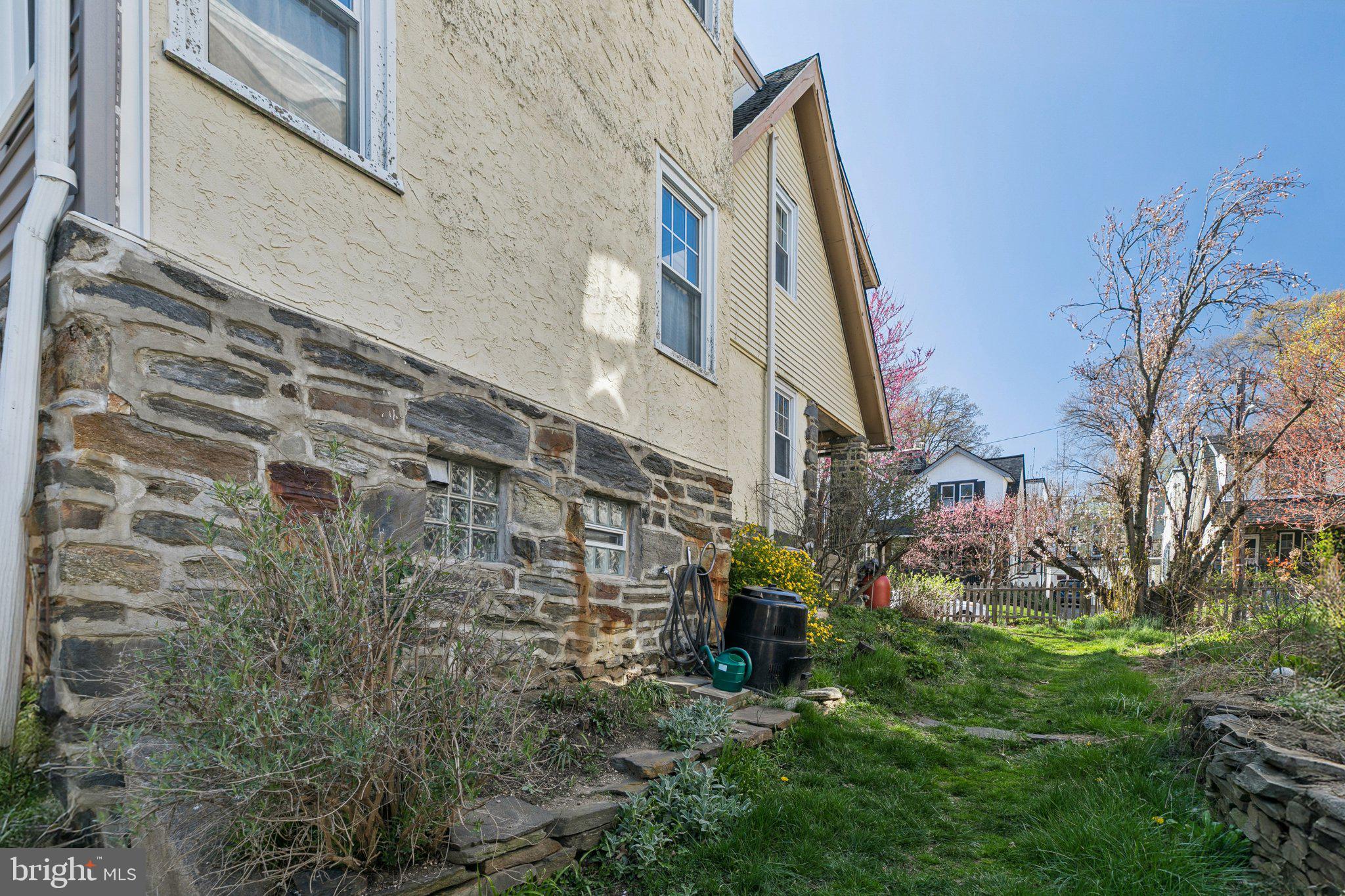 MERION STATION - Residential