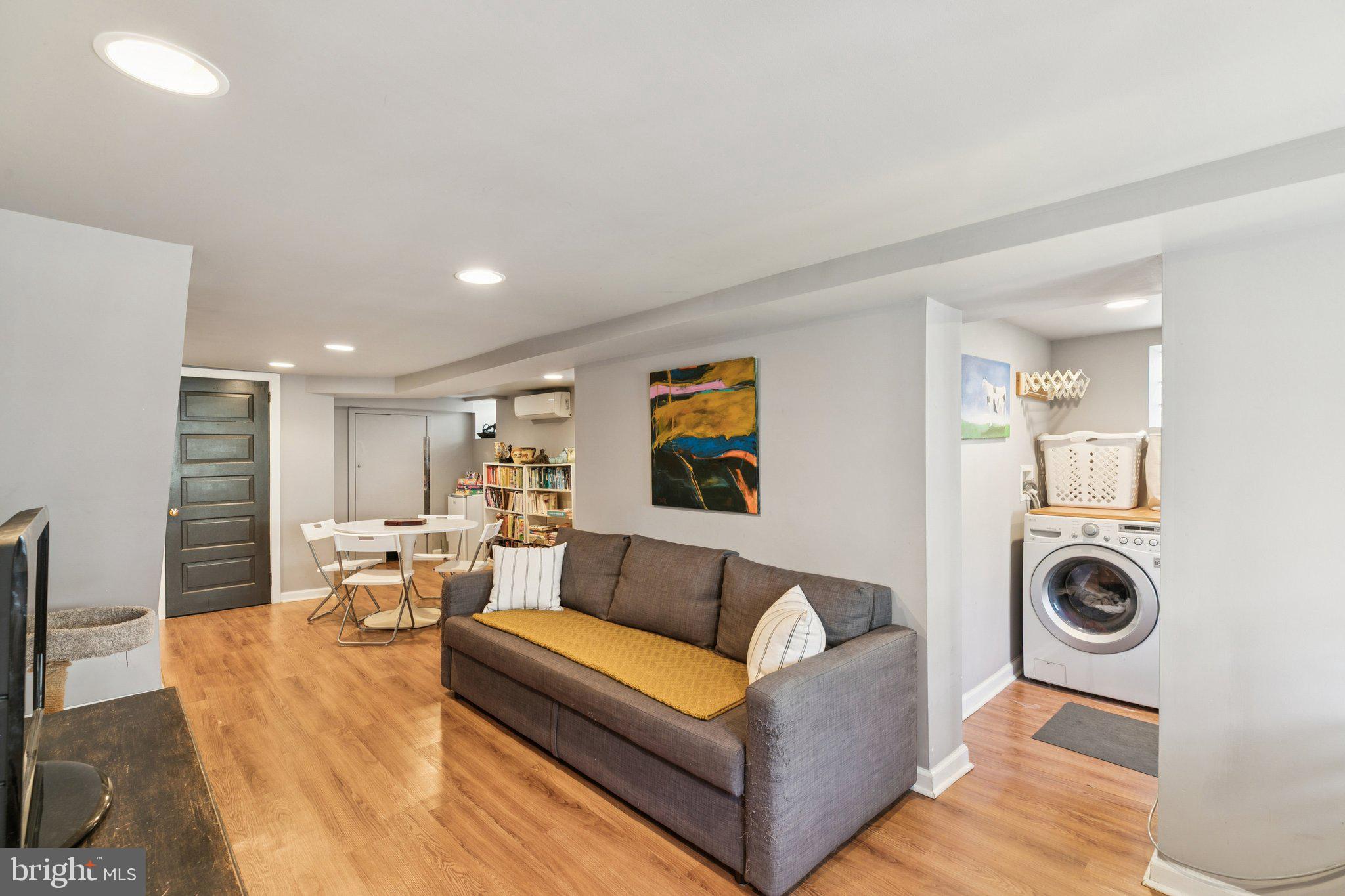 MERION STATION - Residential