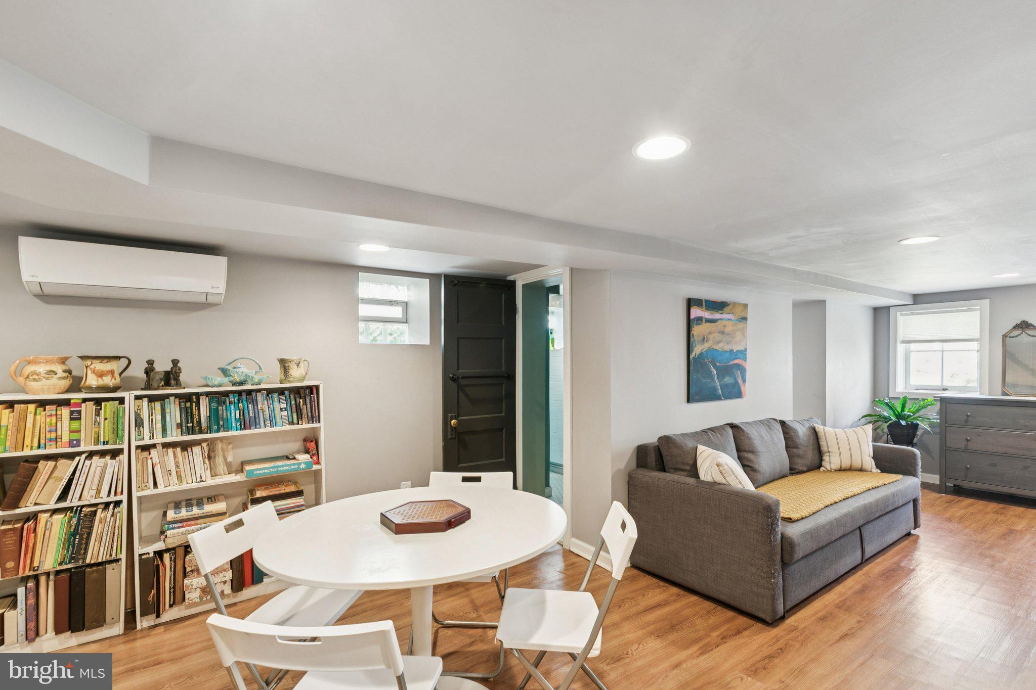 MERION STATION - Residential