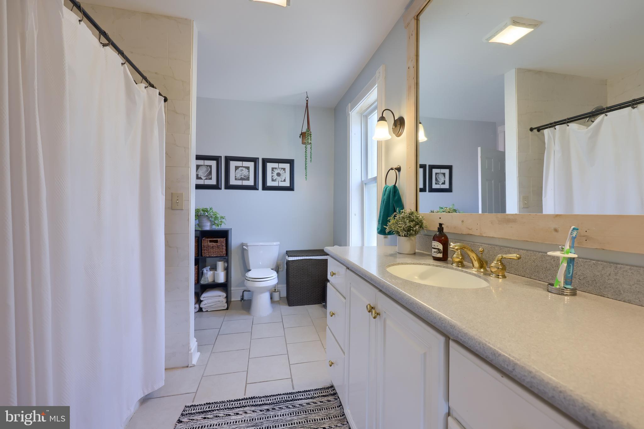 LANCASTER SOUTH END - Residential