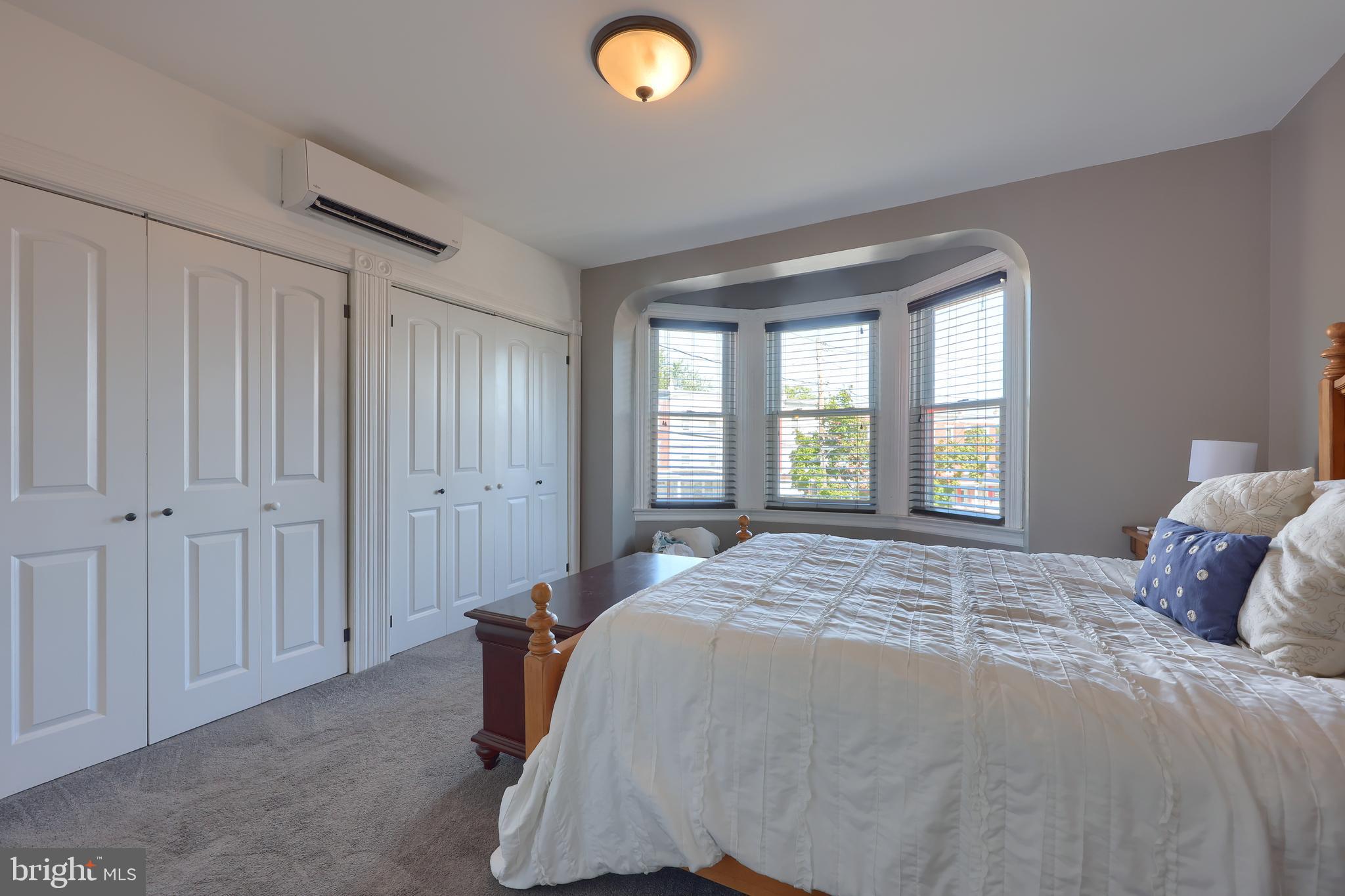 LANCASTER SOUTH END - Residential