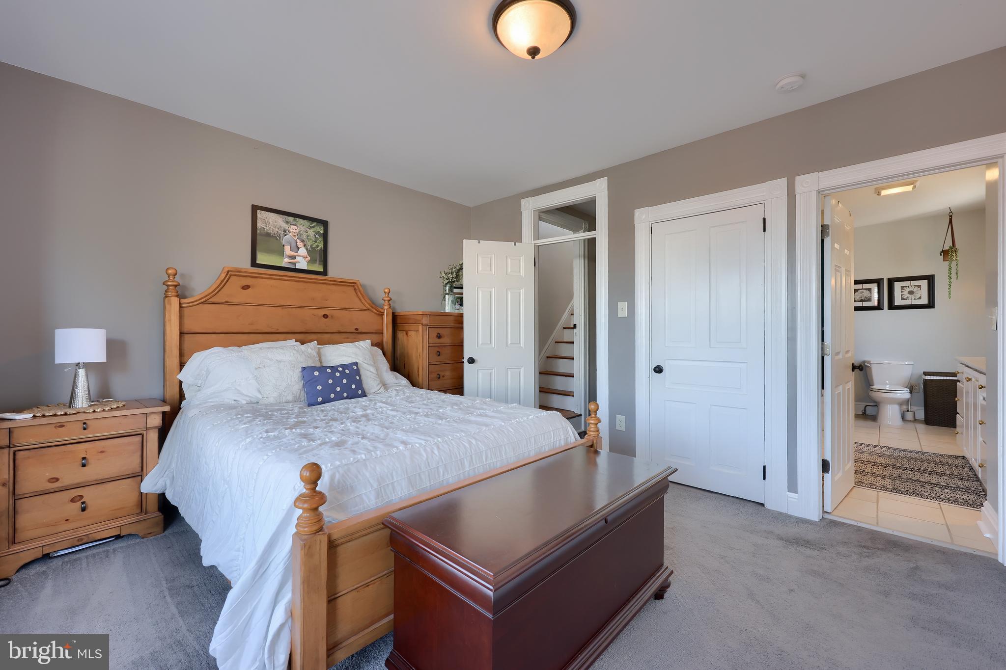 LANCASTER SOUTH END - Residential