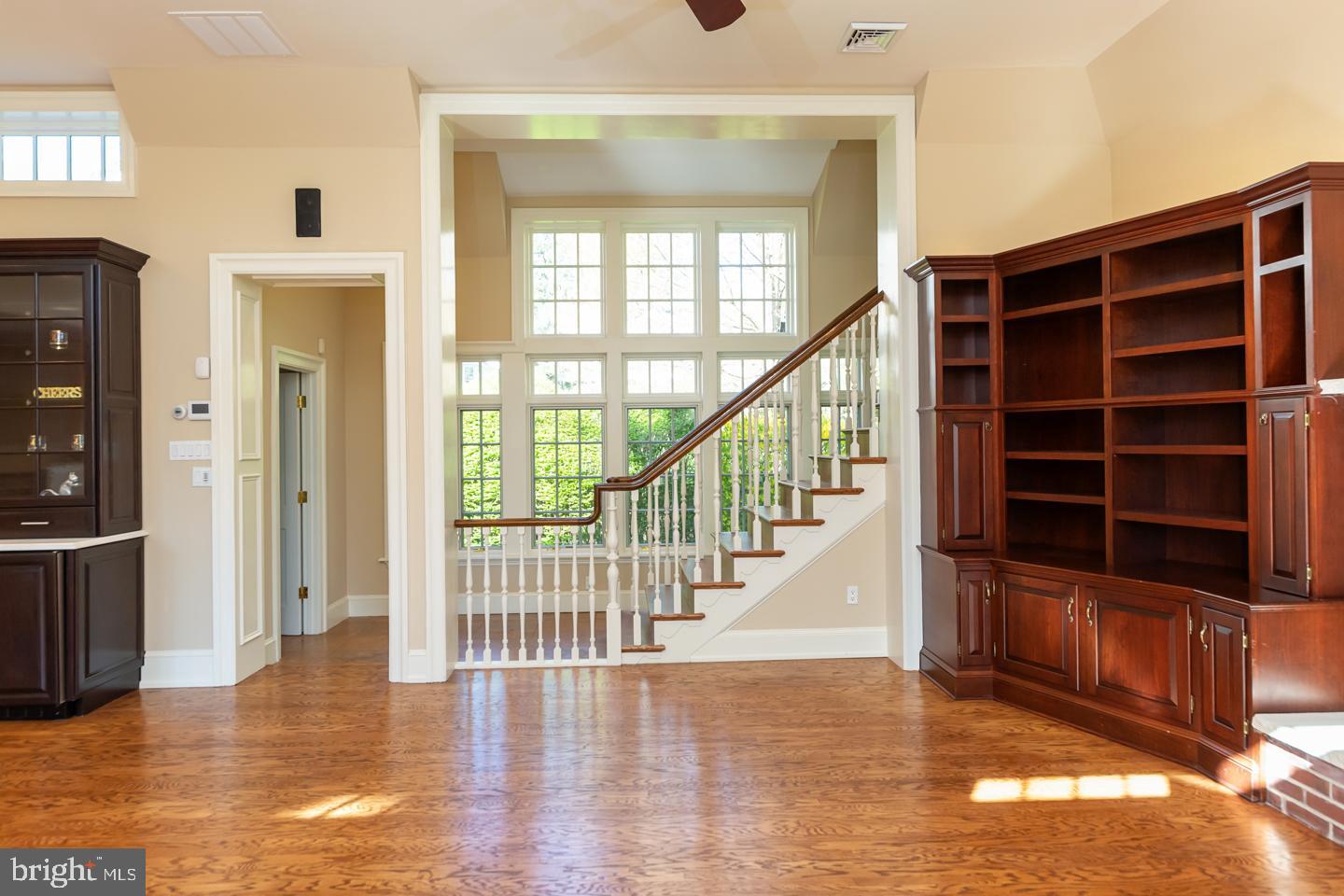 SOUTH WAYNE - Residential