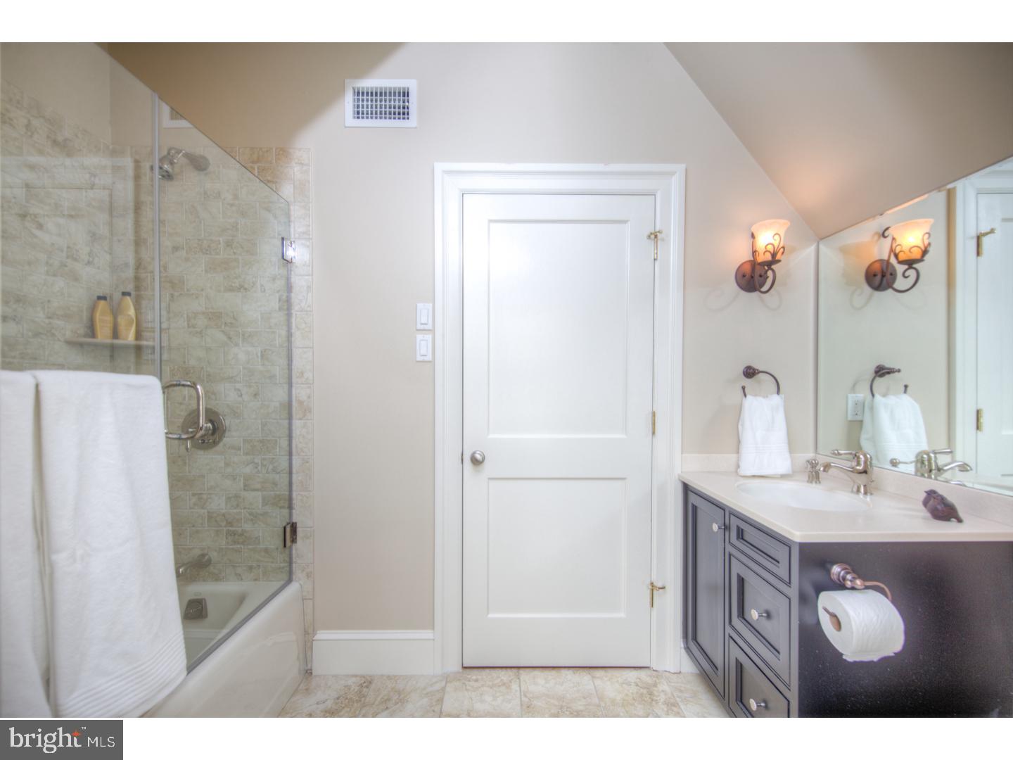SOUTH WAYNE - Residential