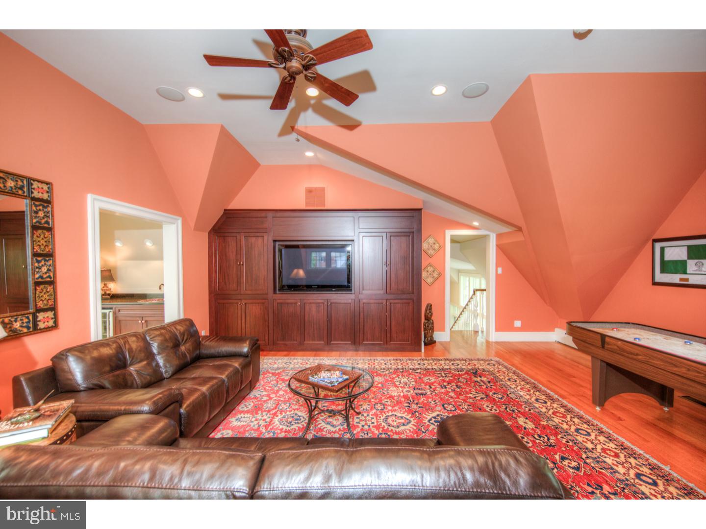 SOUTH WAYNE - Residential