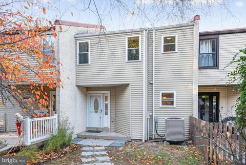 4604 SANDS WAY DOYLESTOWN PA 18902