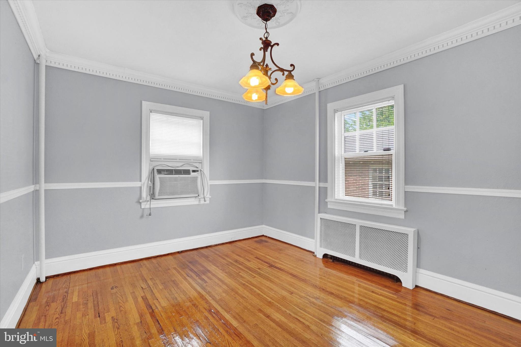 ELMWOOD - Residential