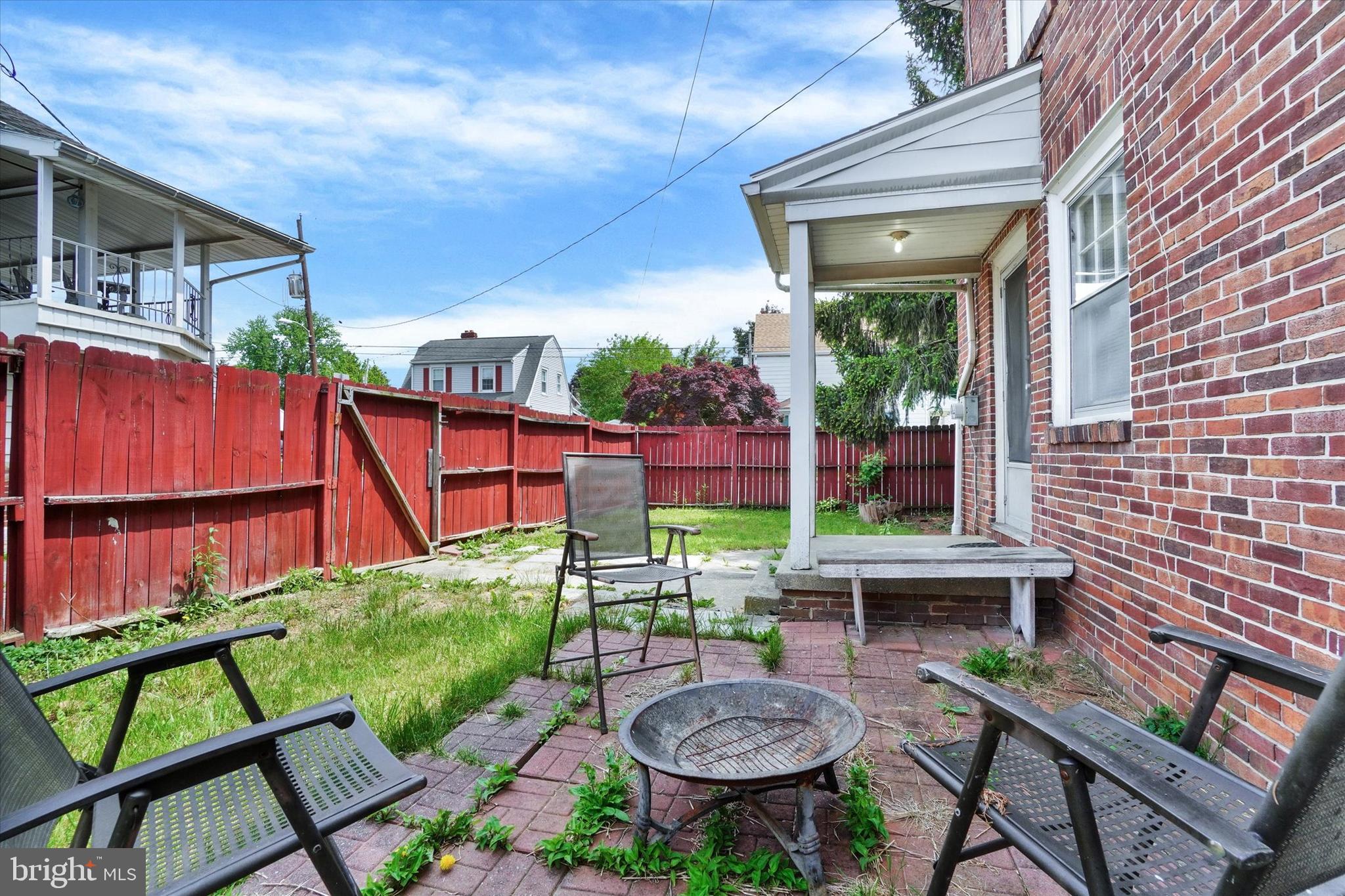 ELMWOOD - Residential