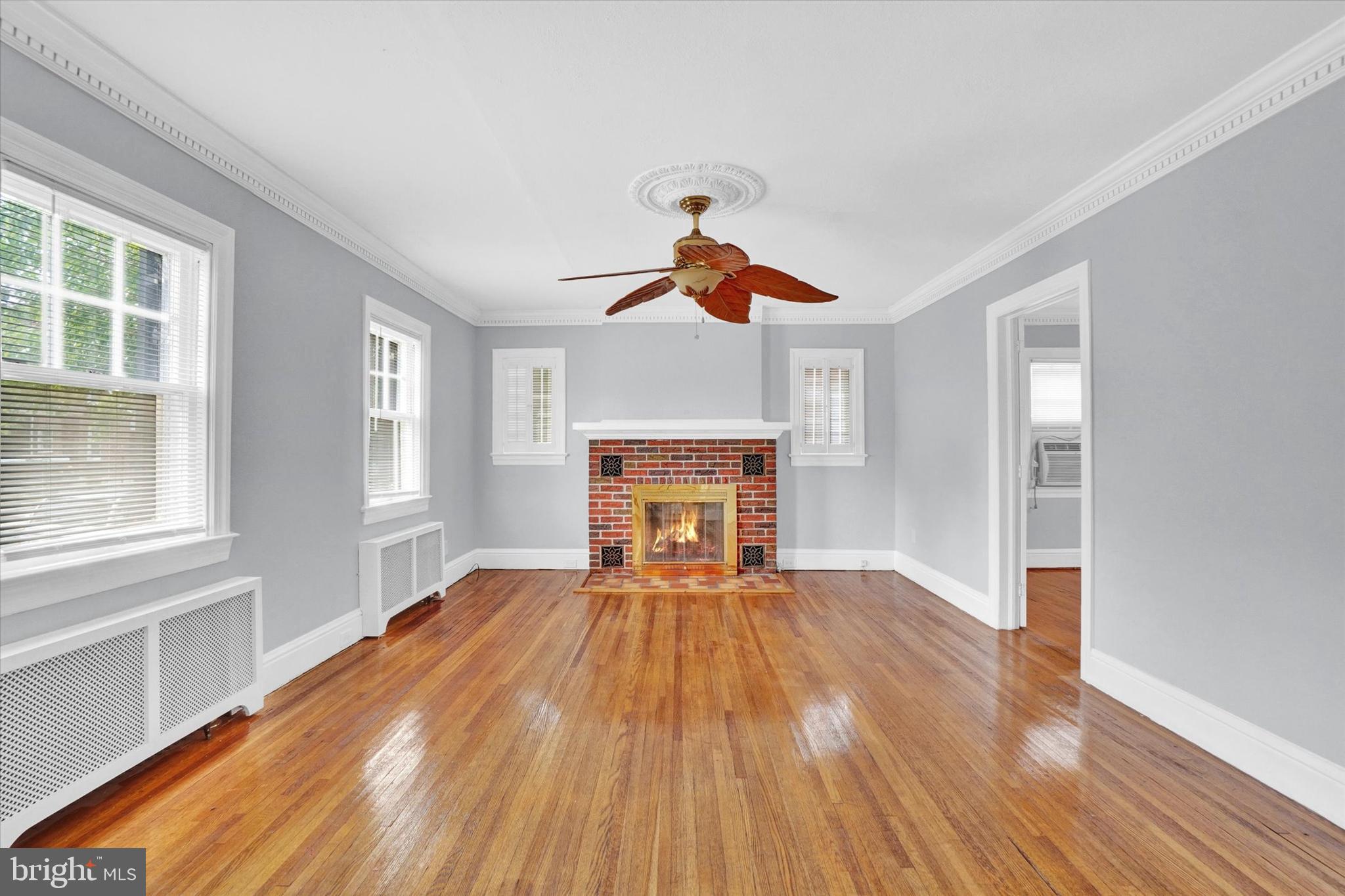 ELMWOOD - Residential