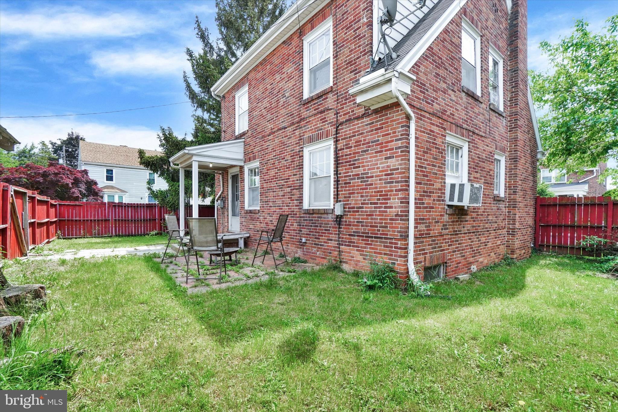 ELMWOOD - Residential