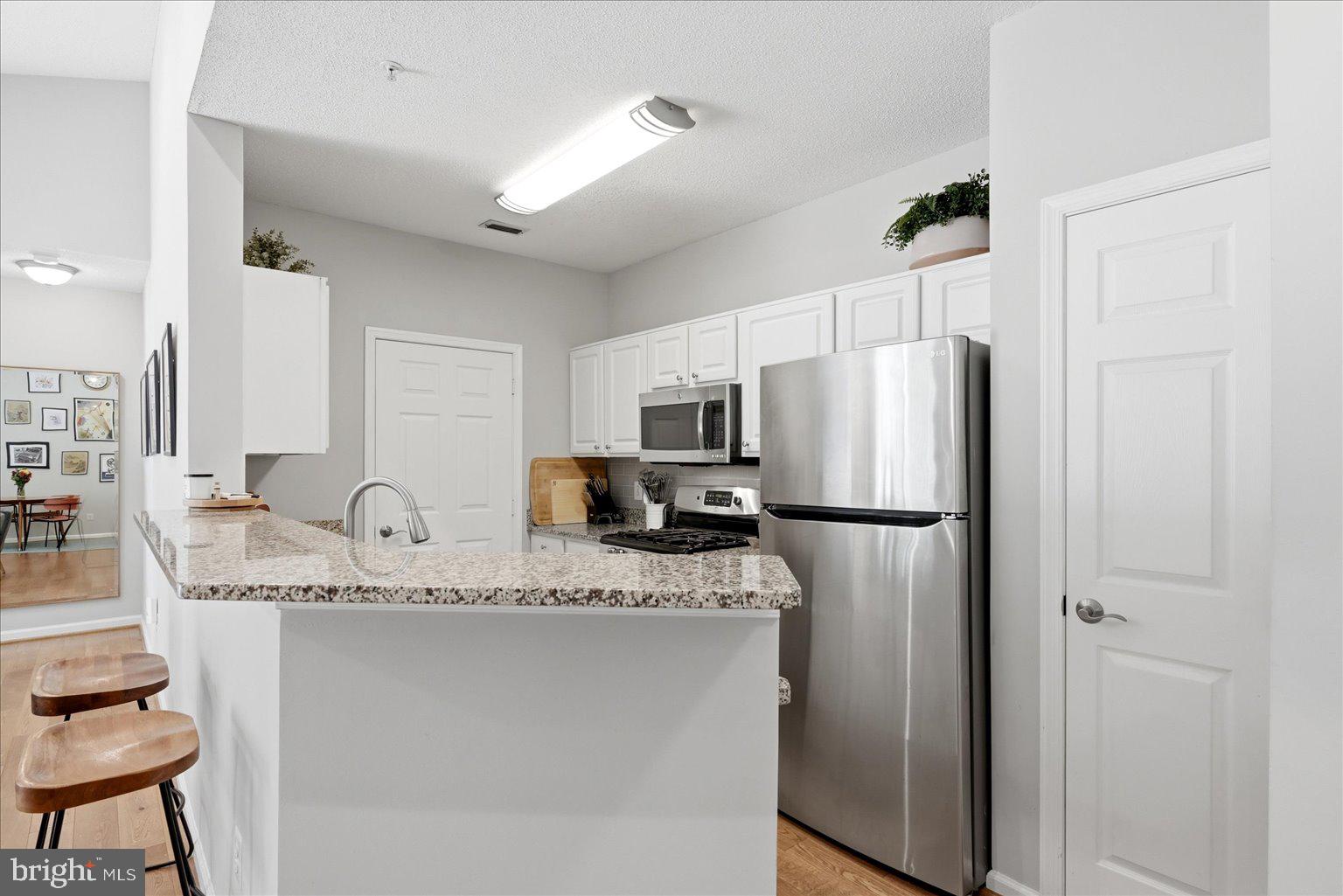 1700 LAKE SHORE CREST DRIVE 31
