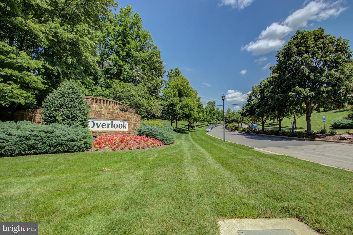 OVERLOOK - Residential