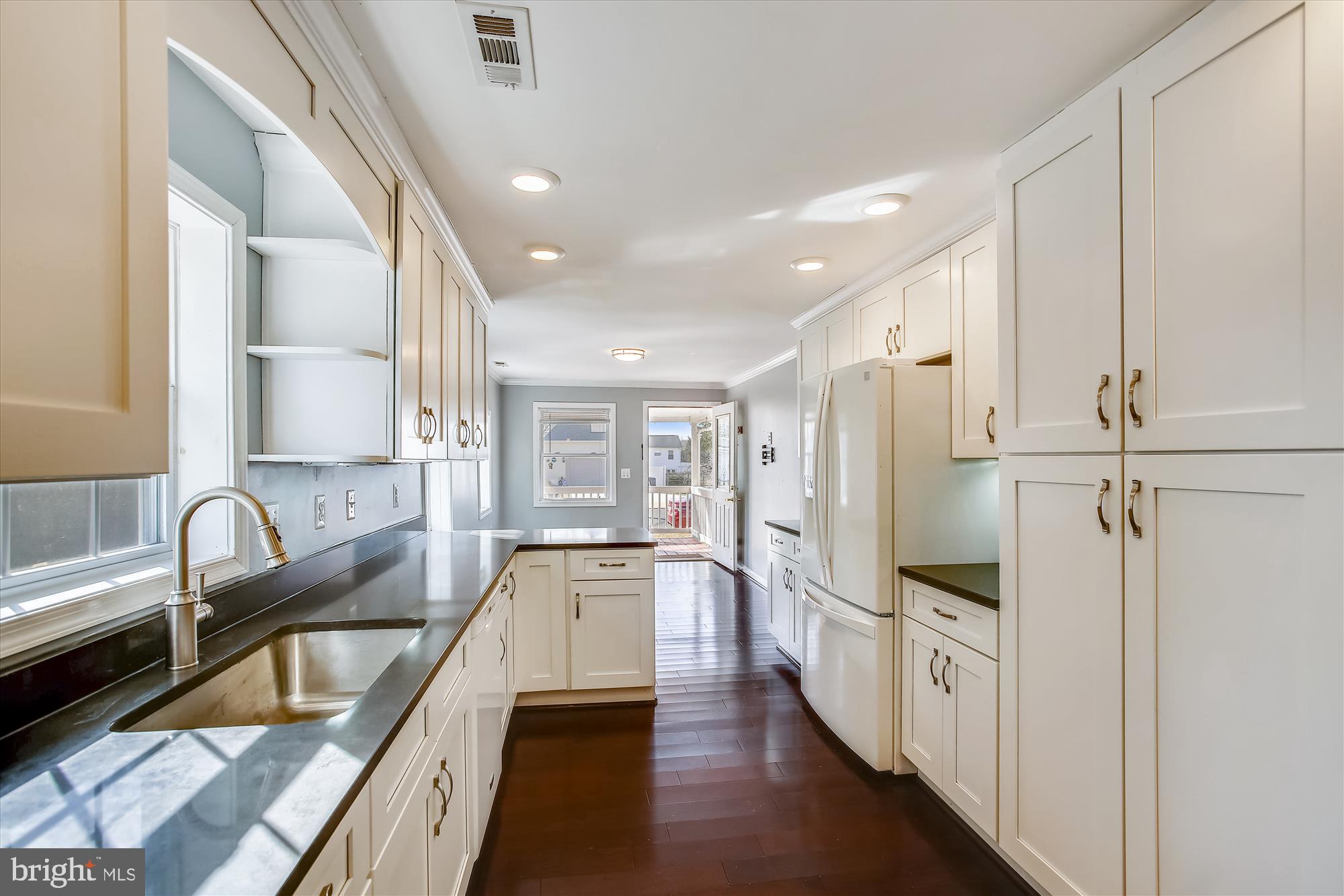 ENGLESIDE - Residential