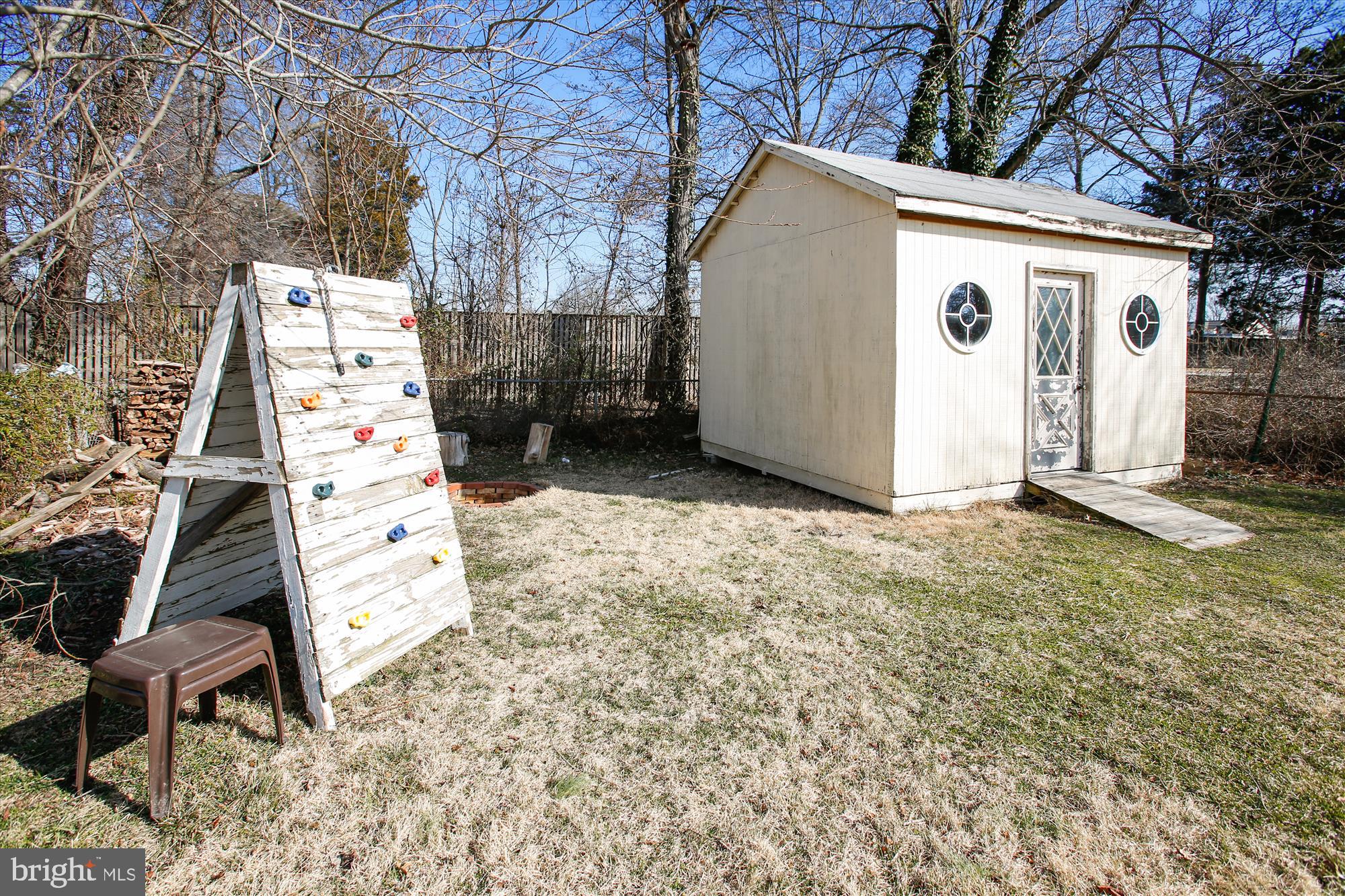 ENGLESIDE - Residential