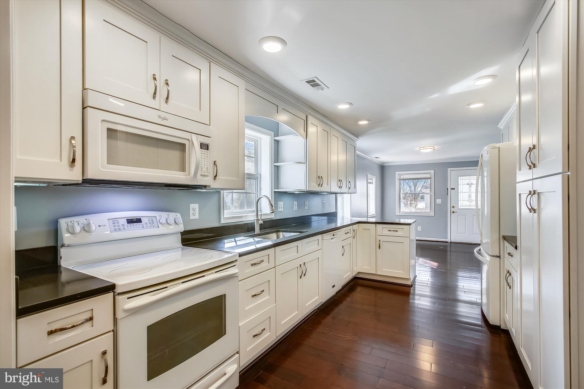 ENGLESIDE - Residential