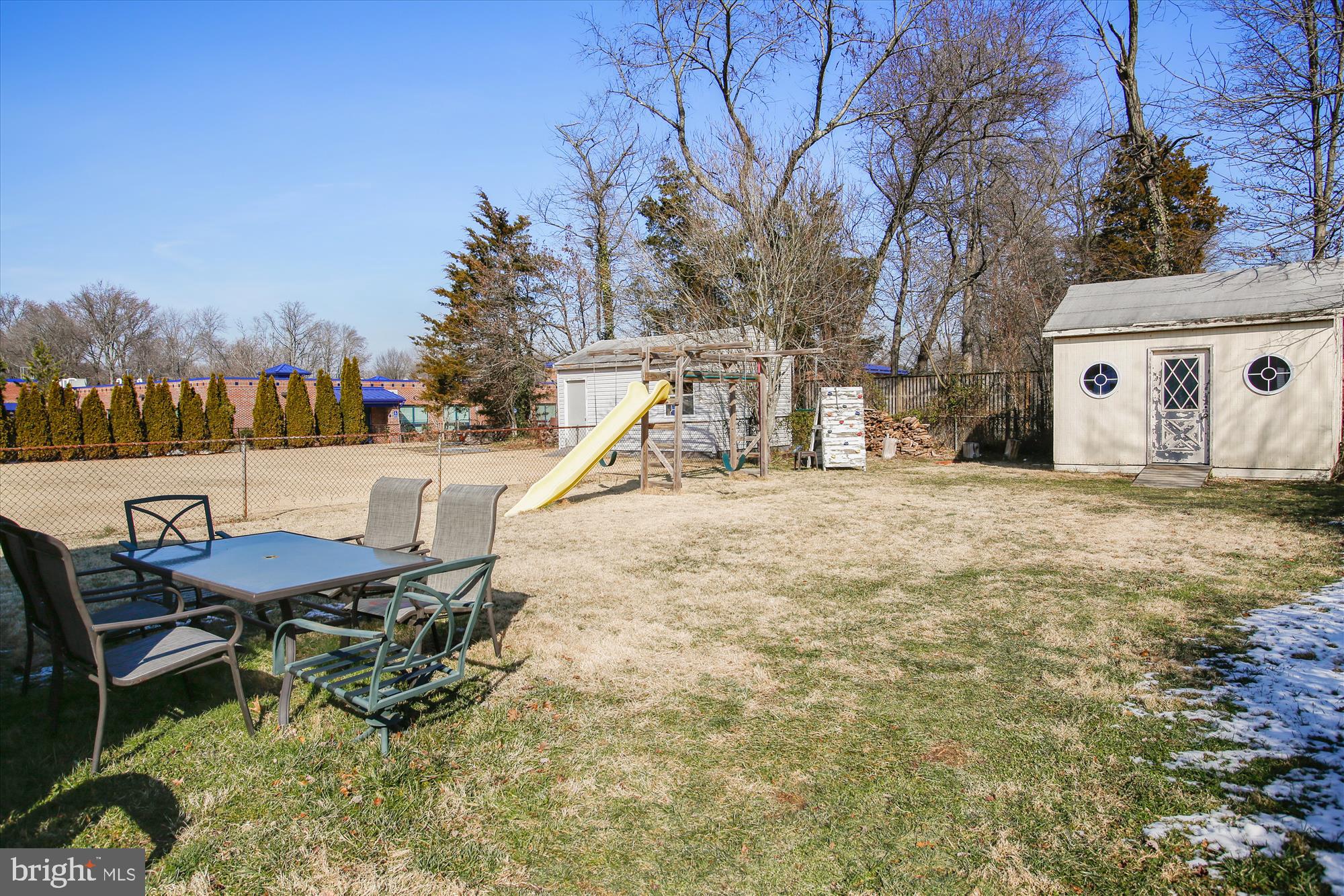 ENGLESIDE - Residential