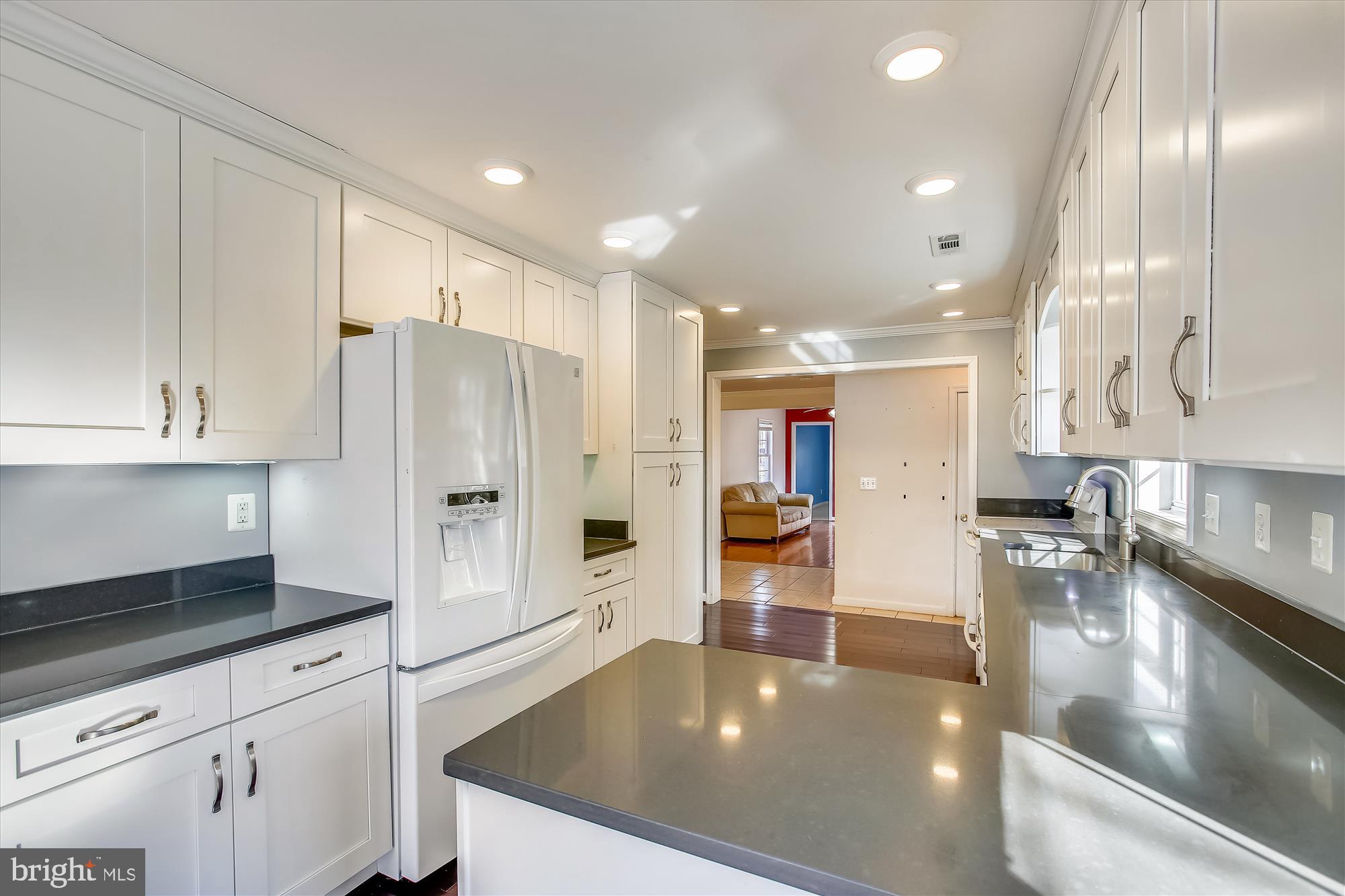 ENGLESIDE - Residential