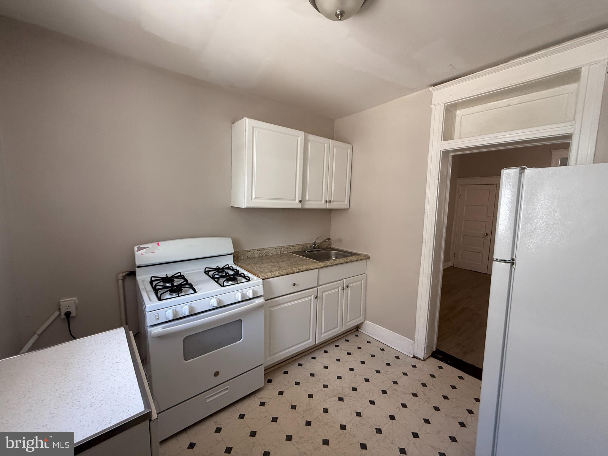 BIDDLE STREET - Residential