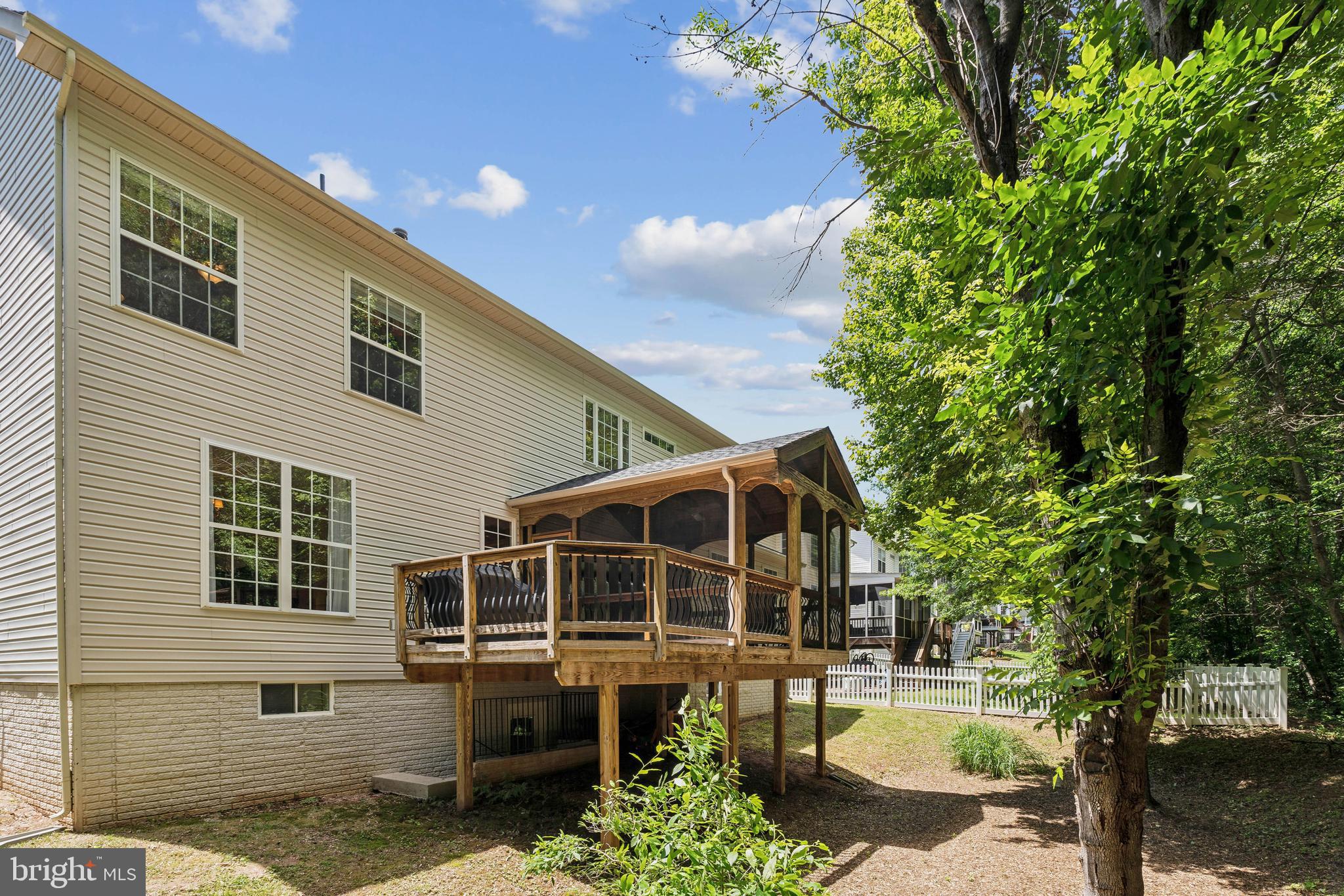 HOPEWELLS LANDING - Residential