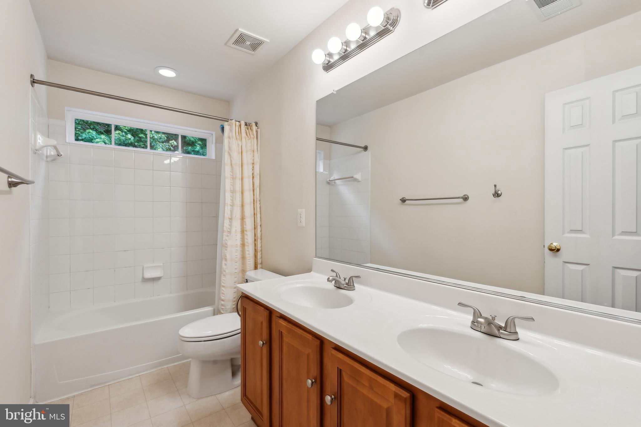 HOPEWELLS LANDING - Residential