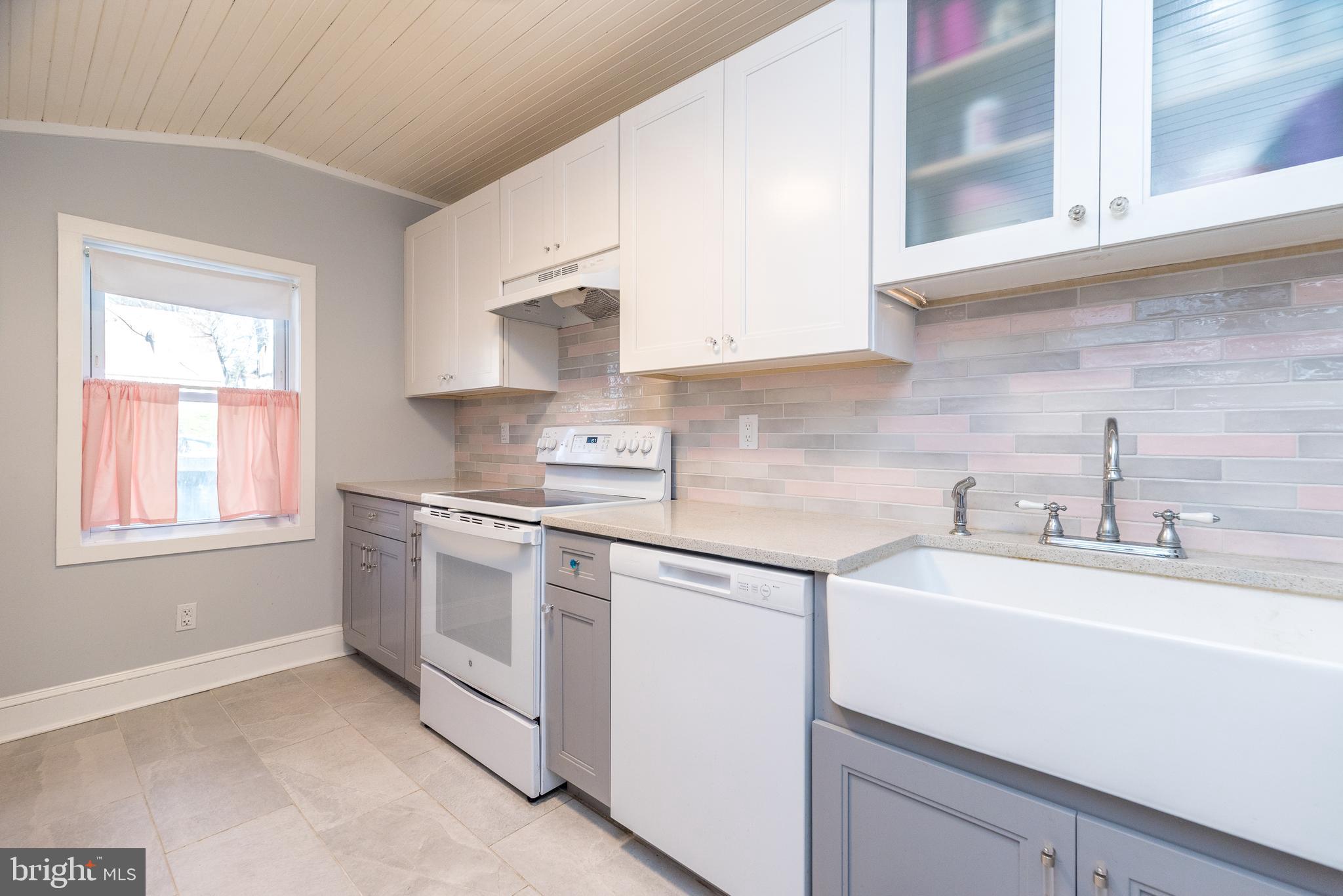 TREVOSE HGTS - Residential