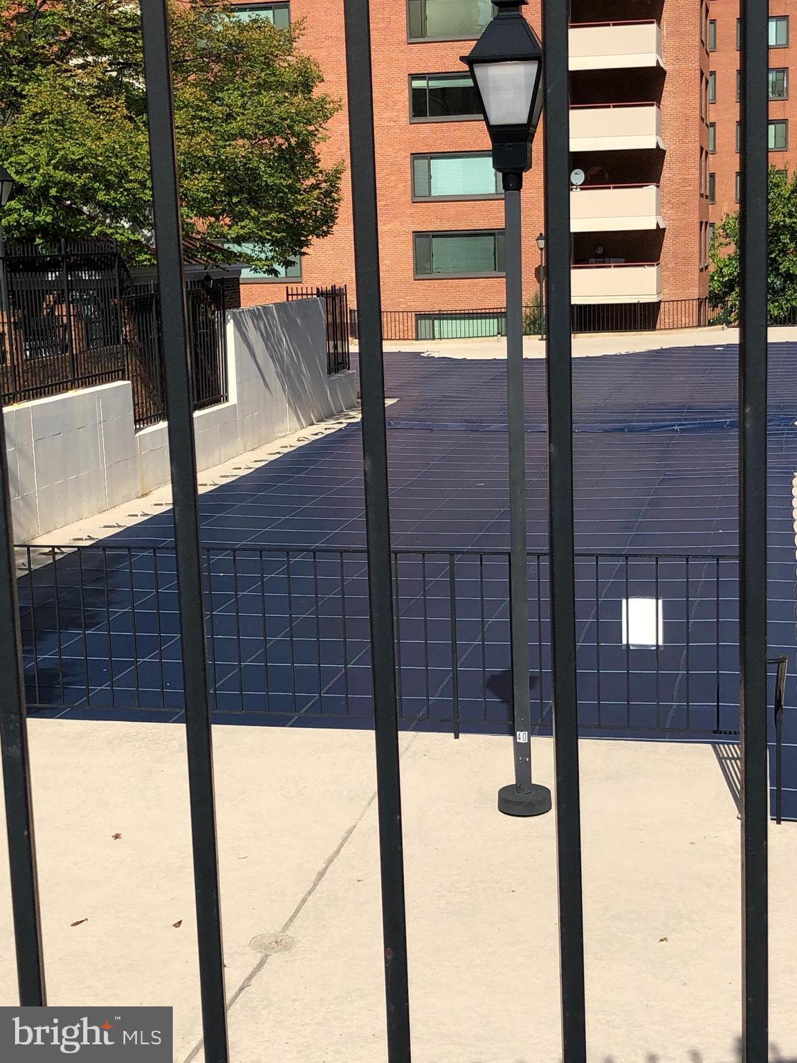 RIVER PLACE EAST - Residential Lease