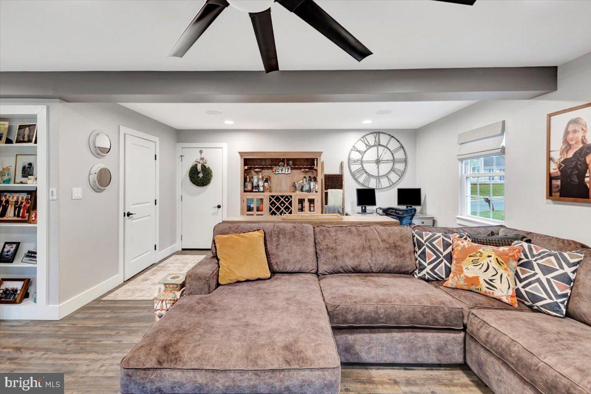 BEACON POINT - Residential