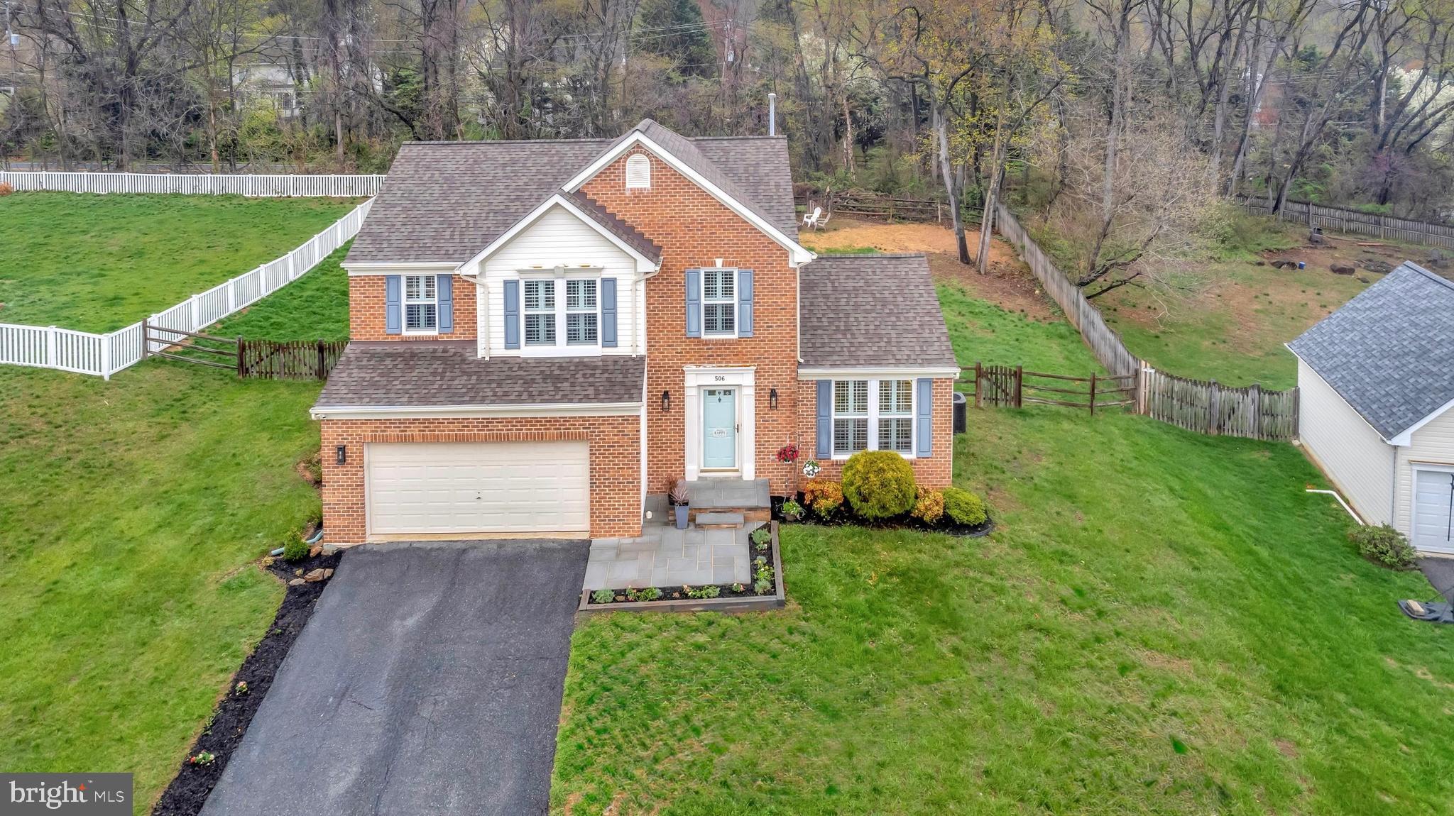 BEACON POINT - Residential