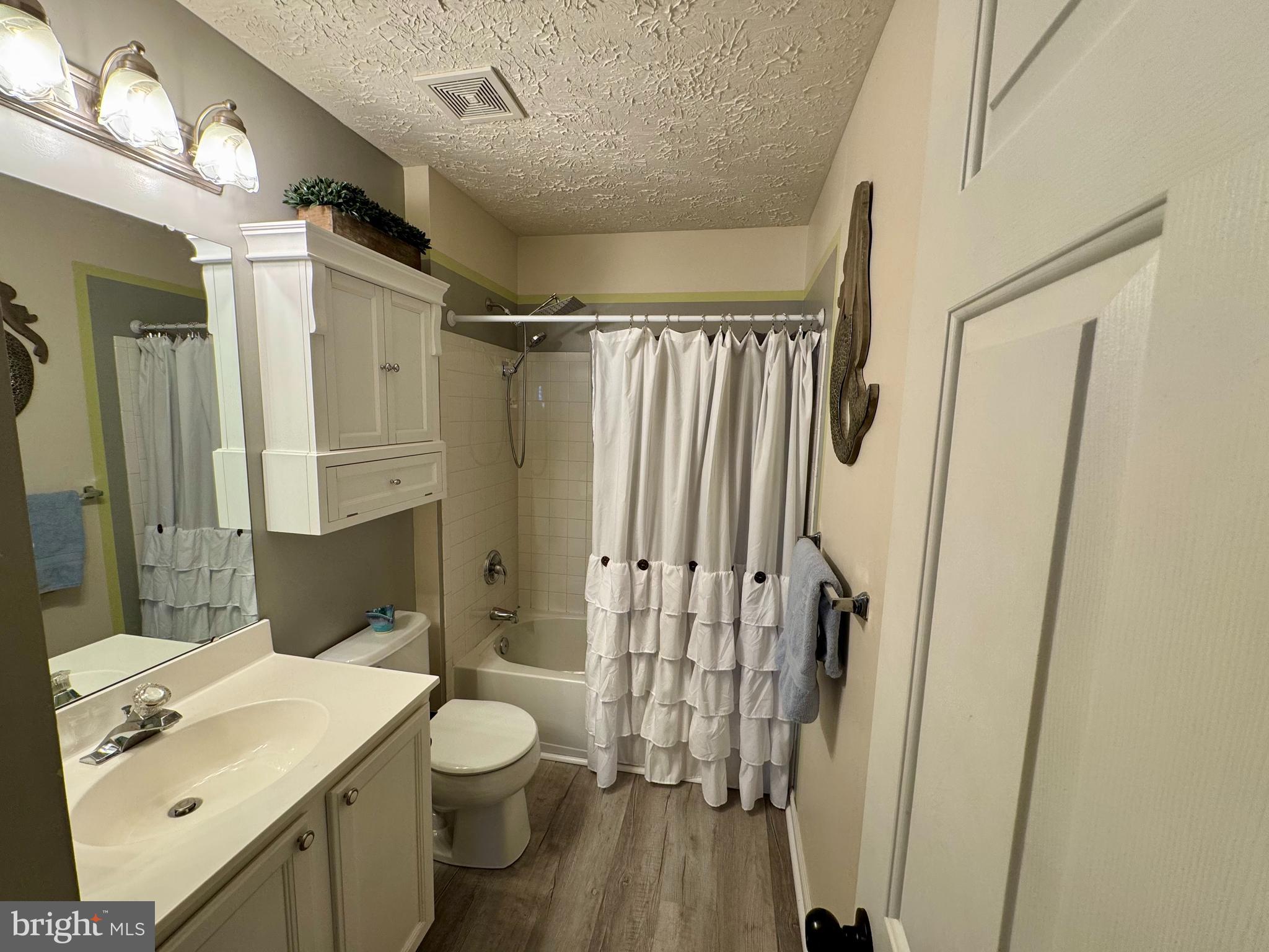 BEACON POINT - Residential