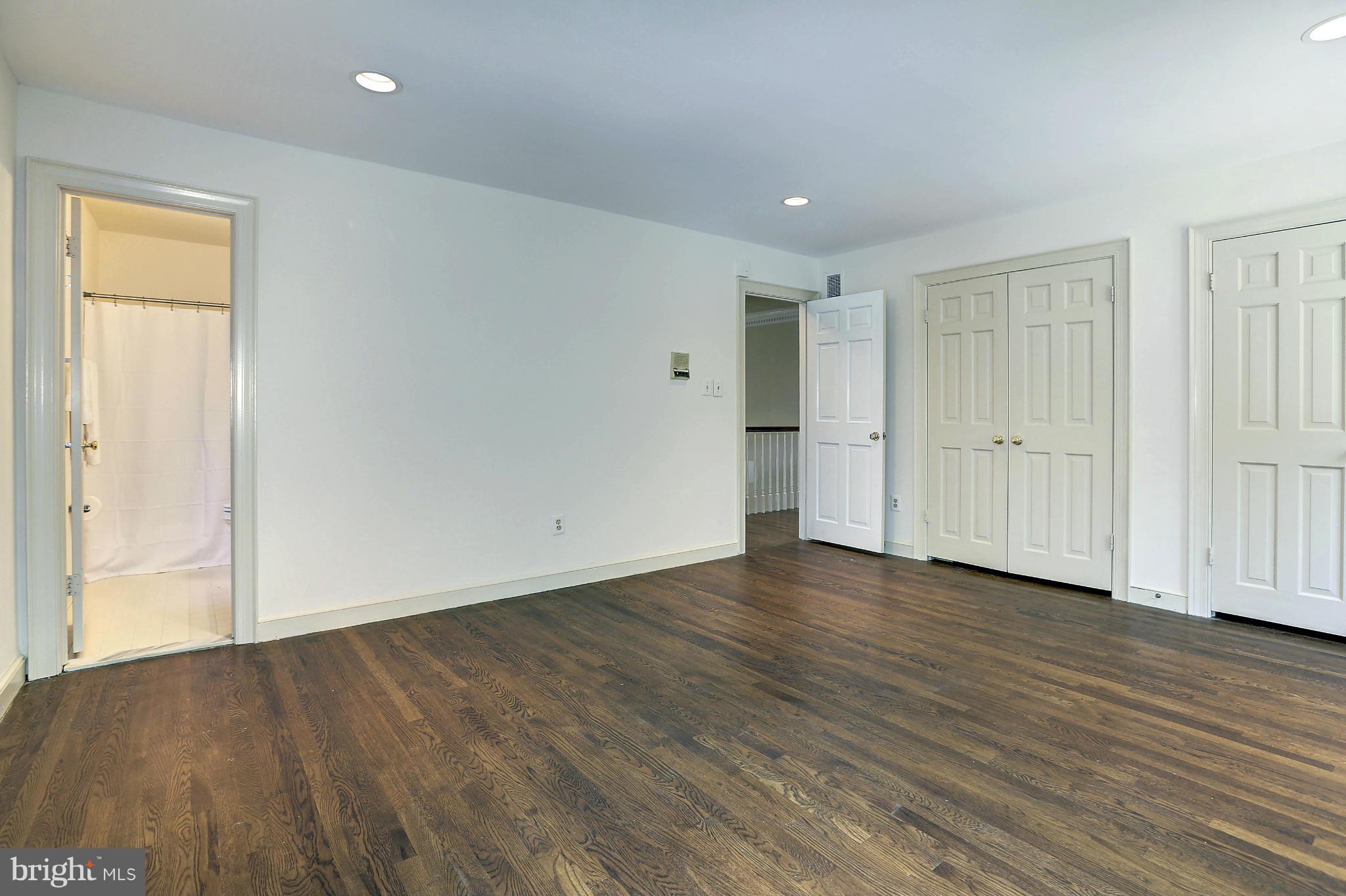 WESTMORELAND HILLS - Residential