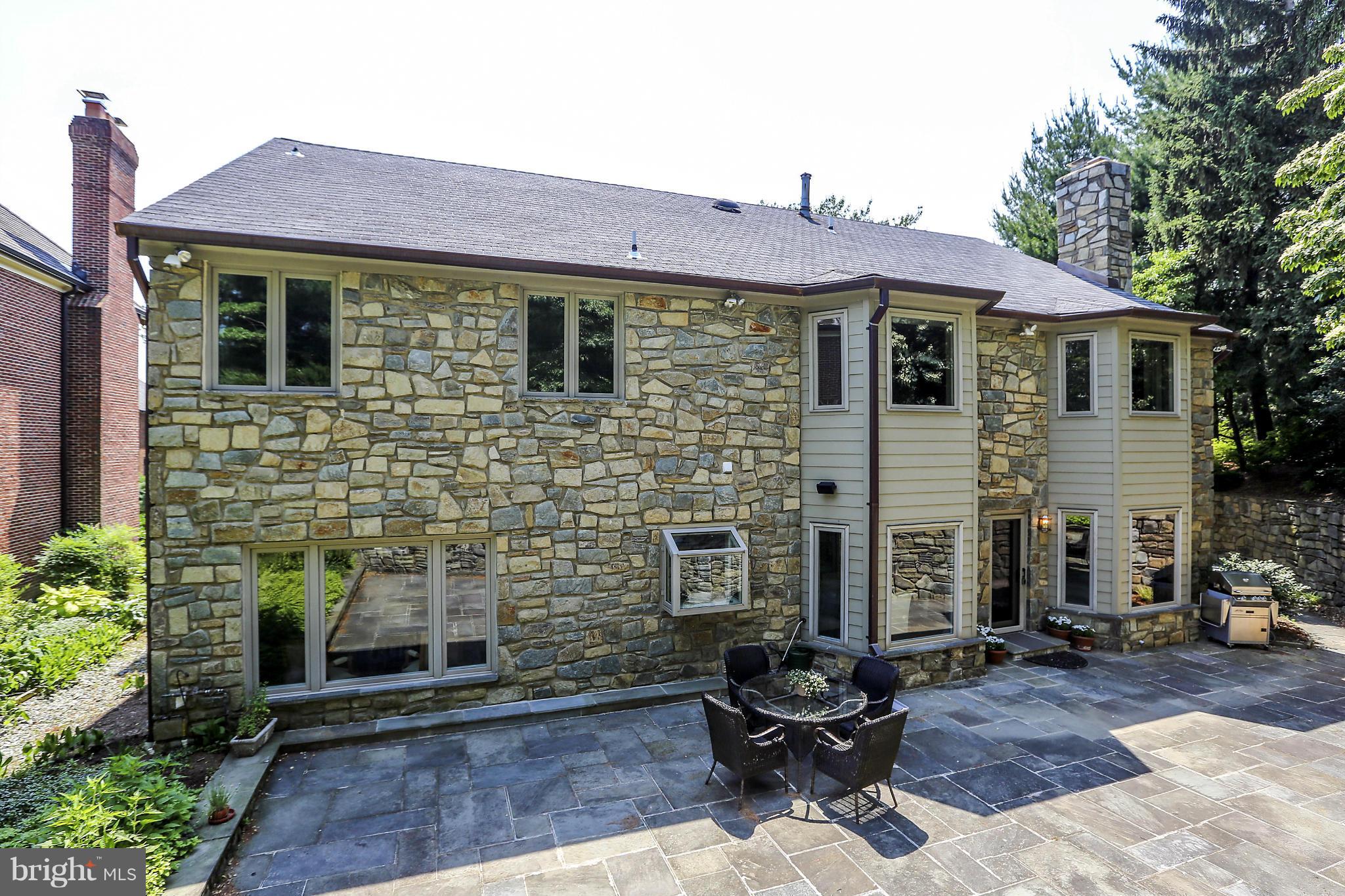 WESTMORELAND HILLS - Residential