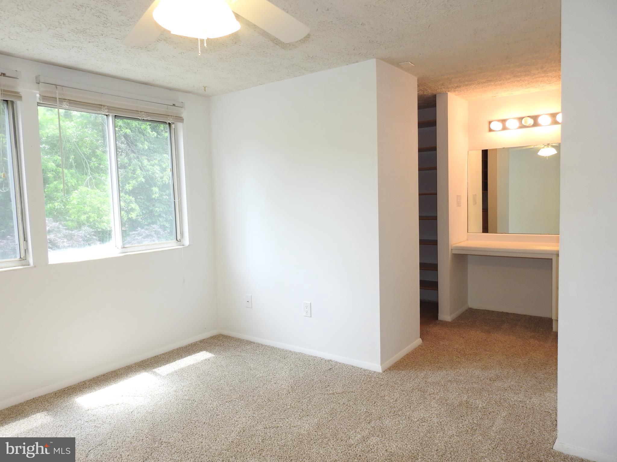 CHESTERFIELD - Residential