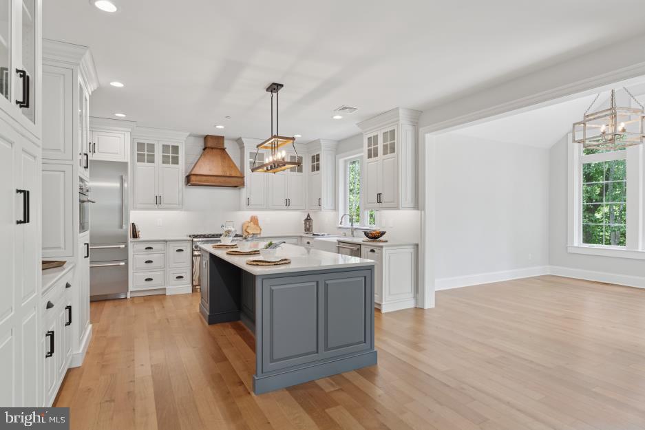 RUNNYMEADE FARMS - Residential