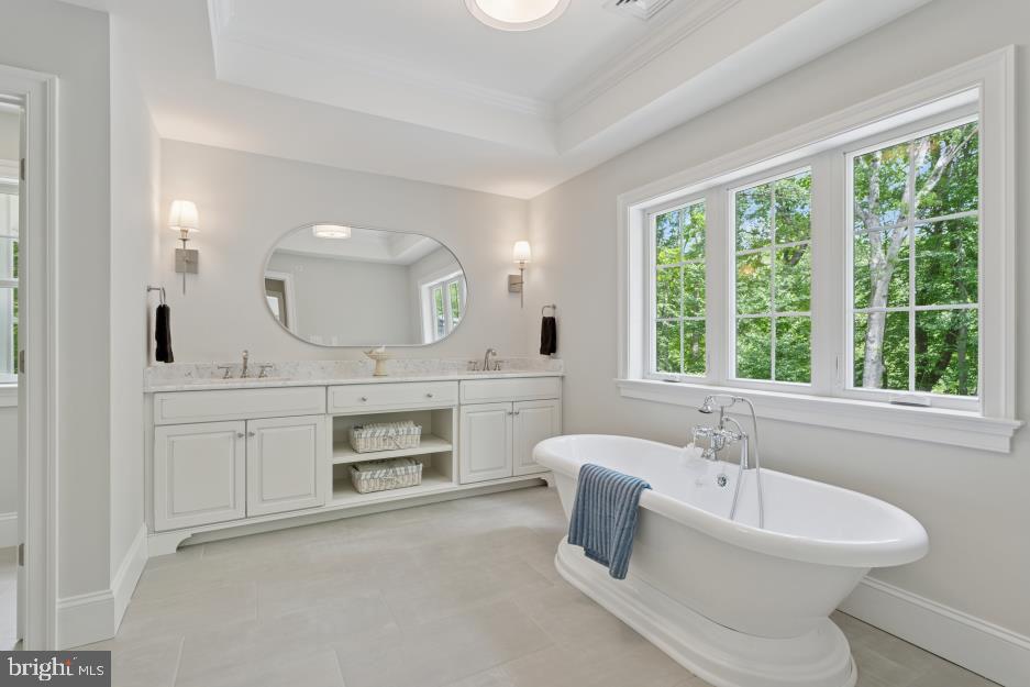 RUNNYMEADE FARMS - Residential