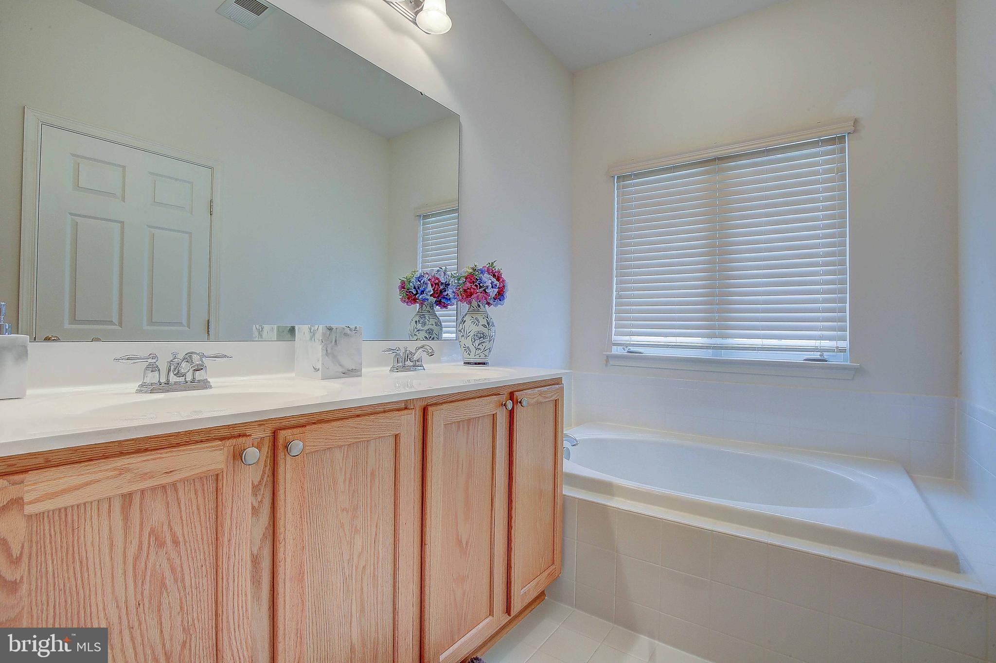 VILLAGES OF DORCHESTER - Residential