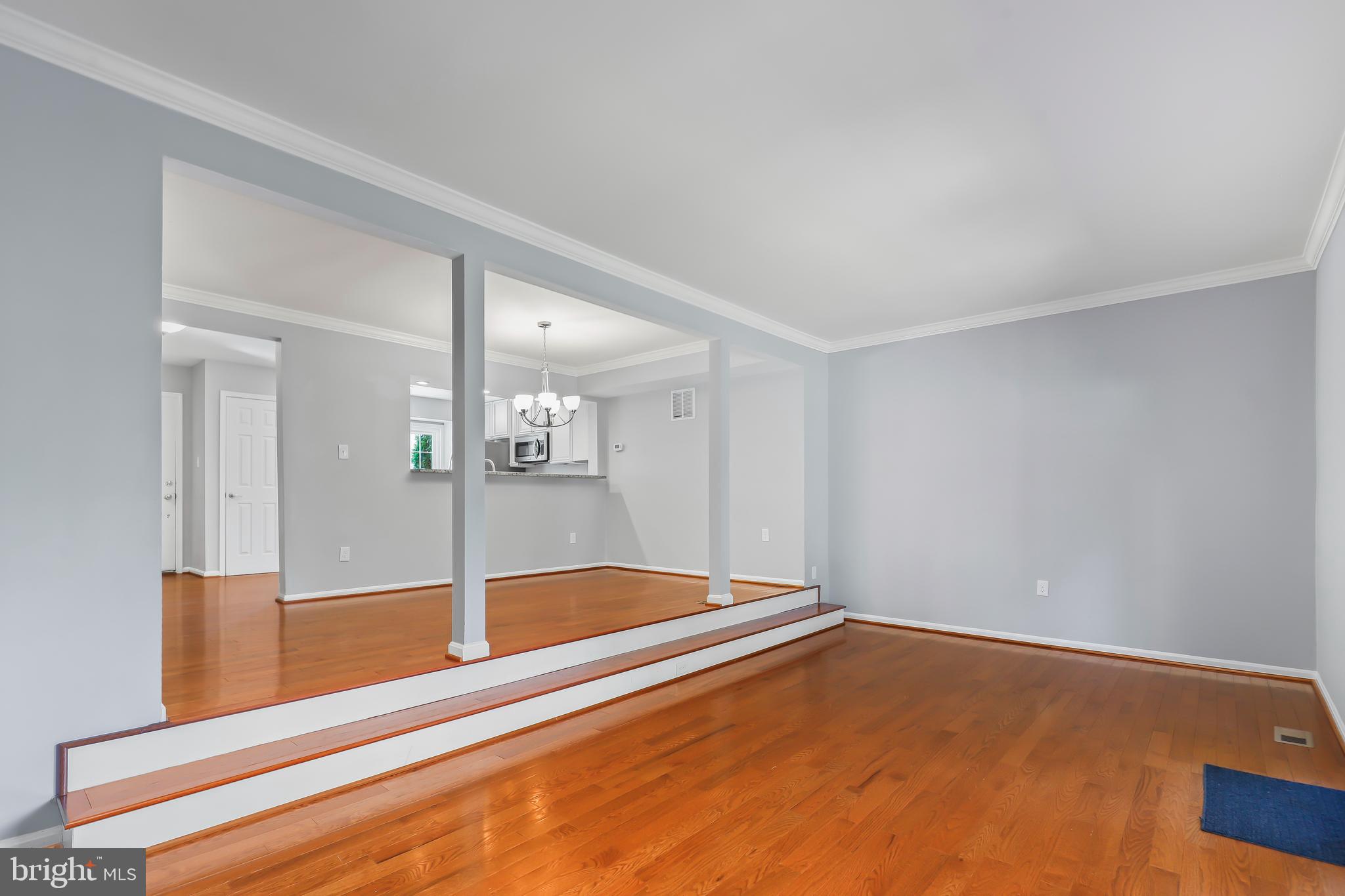 WOODLYNNE COMMUNITY - Residential