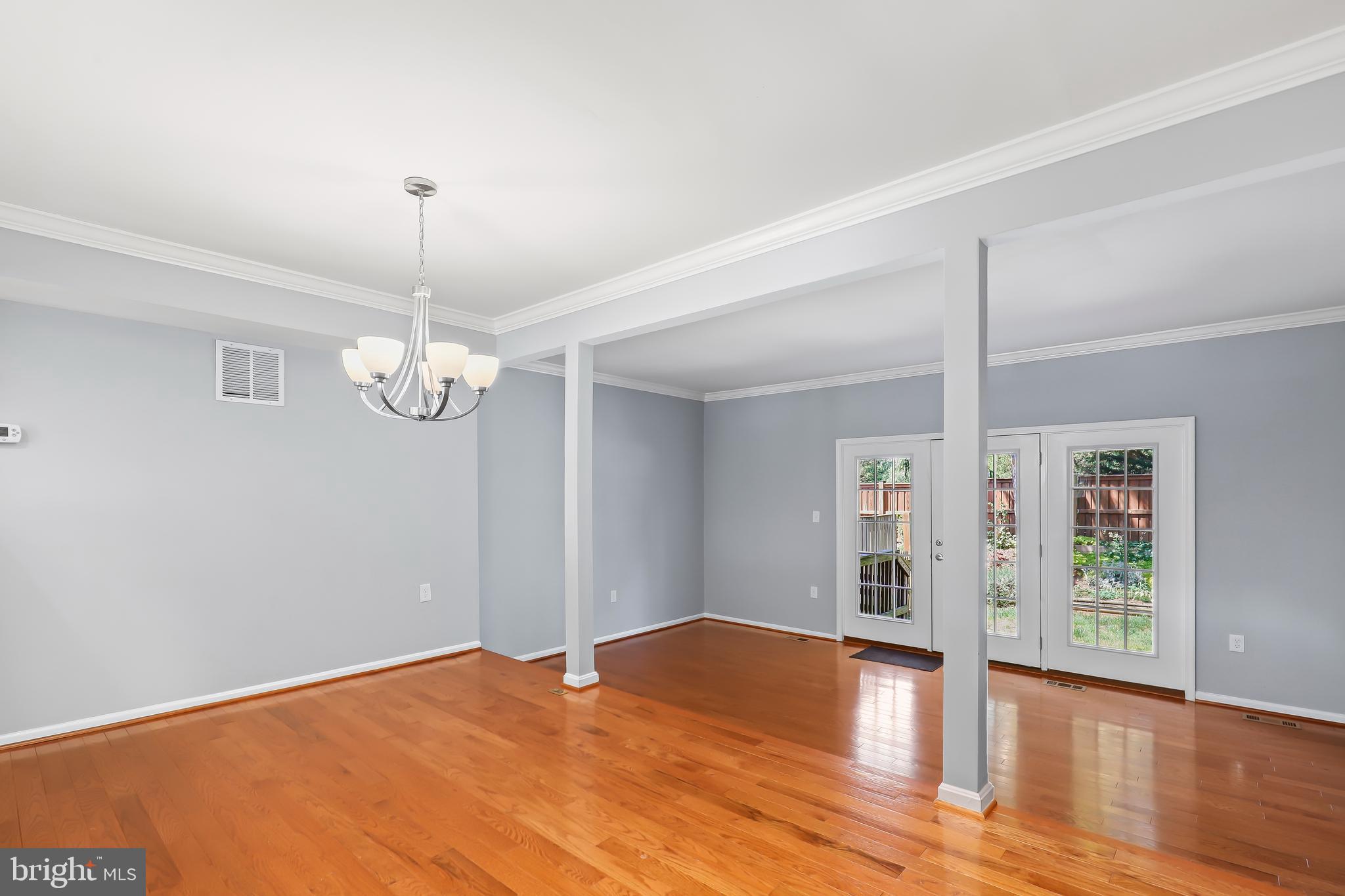 WOODLYNNE COMMUNITY - Residential